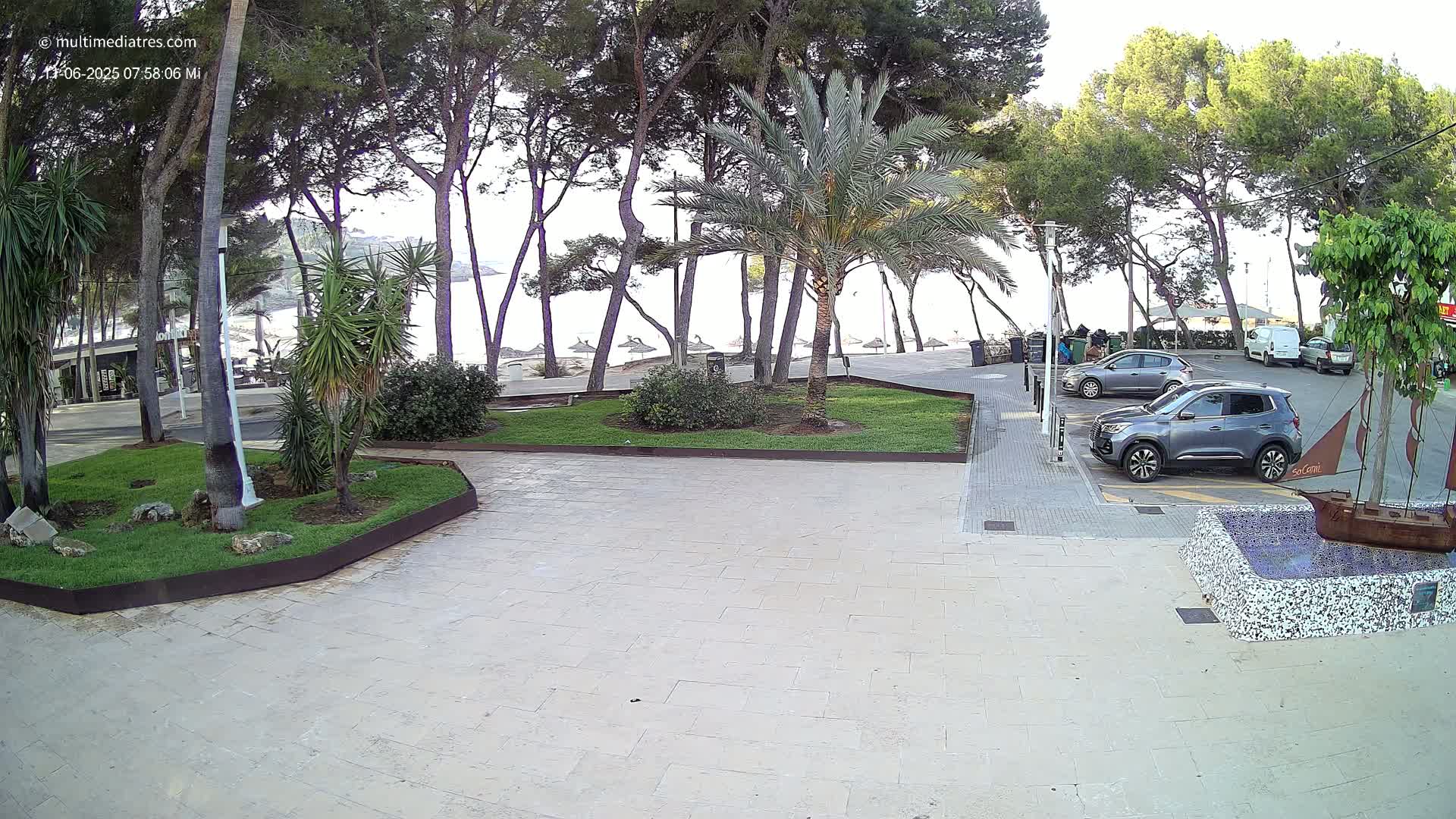 Peguera, Platja Gran de Tora Beach  Playa 5 Live Cam - Sierra de Tramontana, Mallorca, Islas Baleares (Balearic Islands), Spain