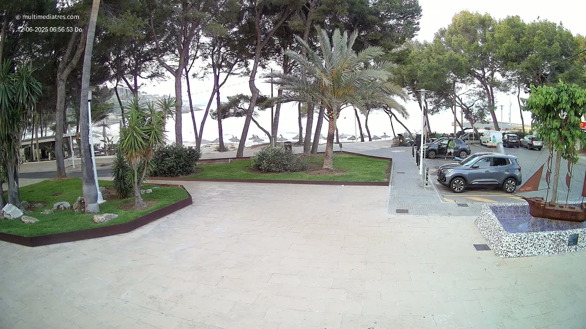 Peguera, Platja Gran de Tora Beach  Playa 5 Live Cam - Sierra de Tramontana, Mallorca, Islas Baleares (Balearic Islands), Spain