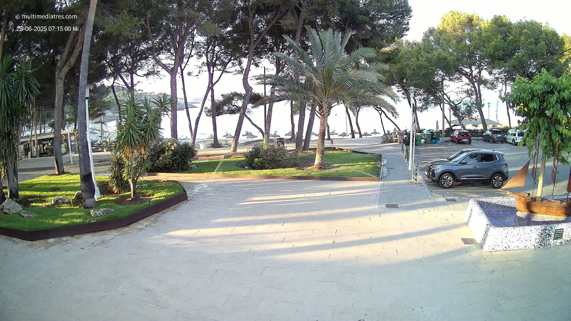 Peguera, Platja Gran de Tora Beach  Playa 5 Live Cam - Sierra de Tramontana, Mallorca, Islas Baleares (Balearic Islands), Spain