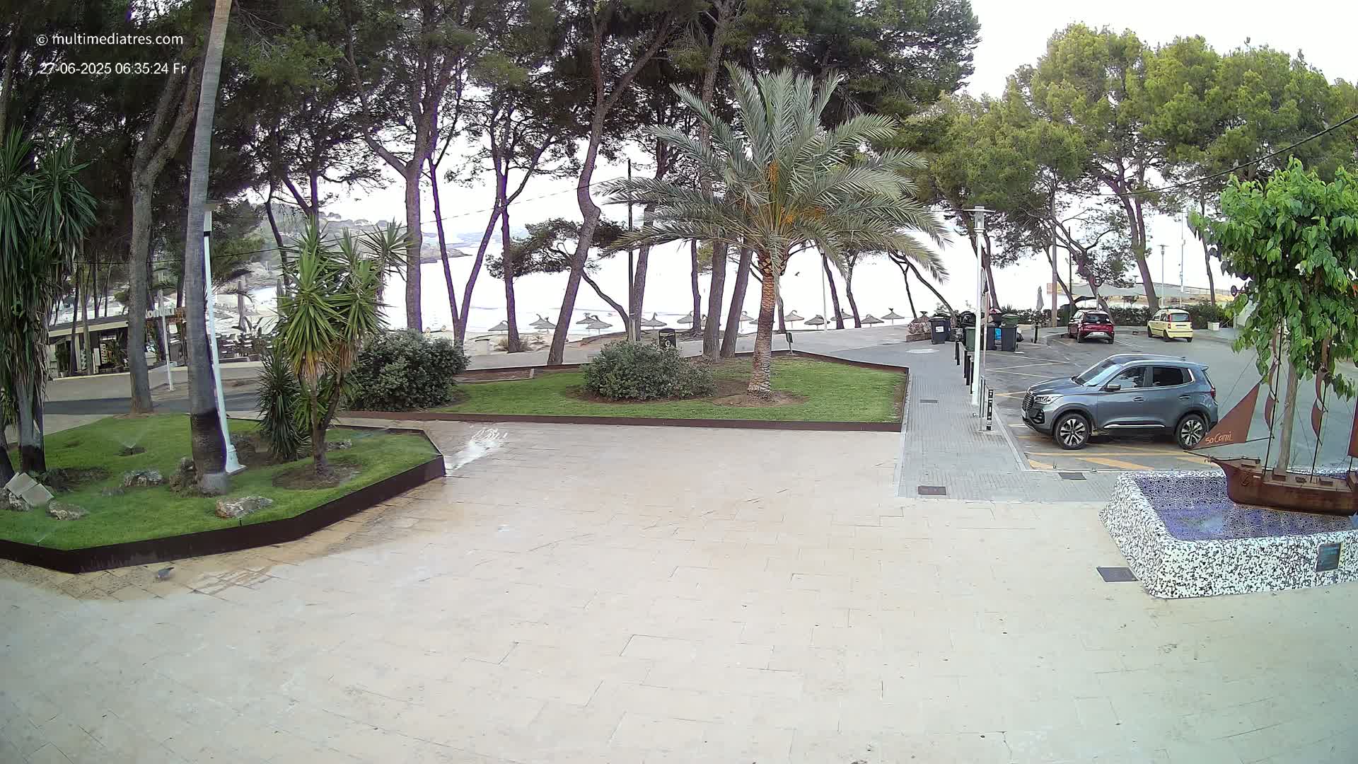 Peguera, Platja Gran de Tora Beach  Playa 5 Live Cam - Sierra de Tramontana, Mallorca, Islas Baleares (Balearic Islands), Spain