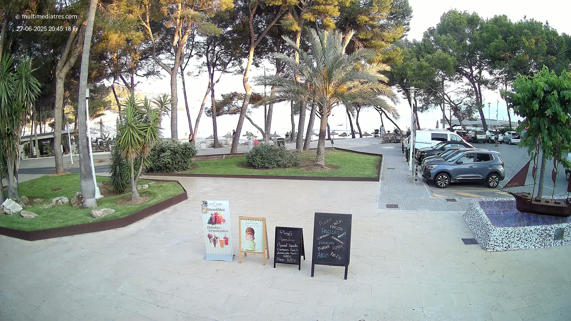 Peguera, Platja Gran de Tora Beach  Playa 5 Live Cam - Sierra de Tramontana, Mallorca, Islas Baleares (Balearic Islands), Spain