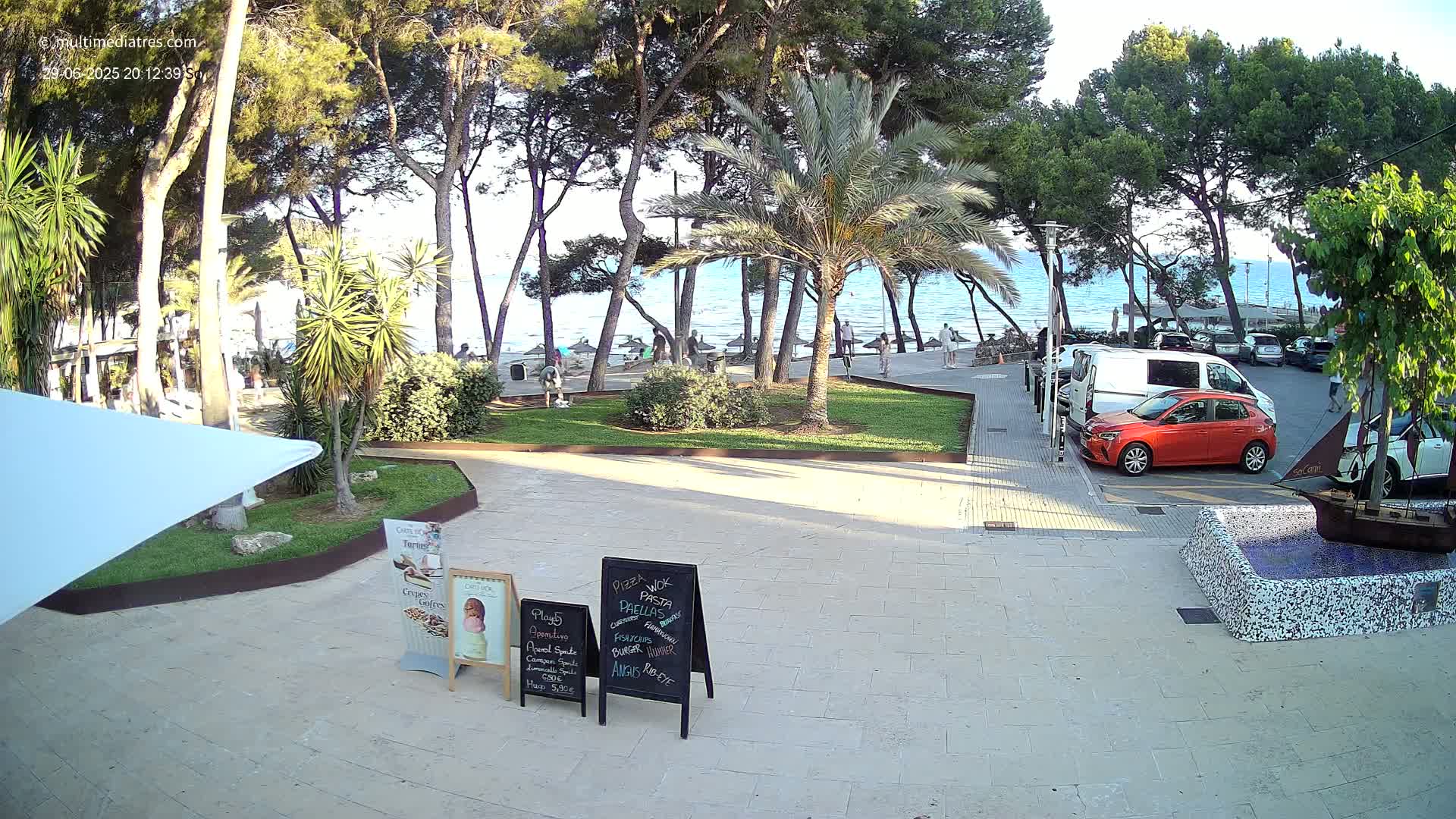 Peguera, Platja Gran de Tora Beach  Playa 5 Live Cam - Sierra de Tramontana, Mallorca, Islas Baleares (Balearic Islands), Spain