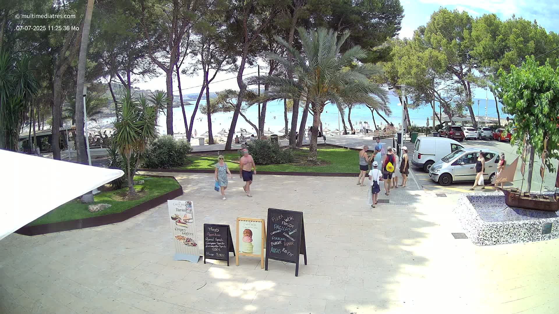 Peguera, Platja Gran de Tora Beach  Playa 5 Live Cam - Sierra de Tramontana, Mallorca, Islas Baleares (Balearic Islands), Spain