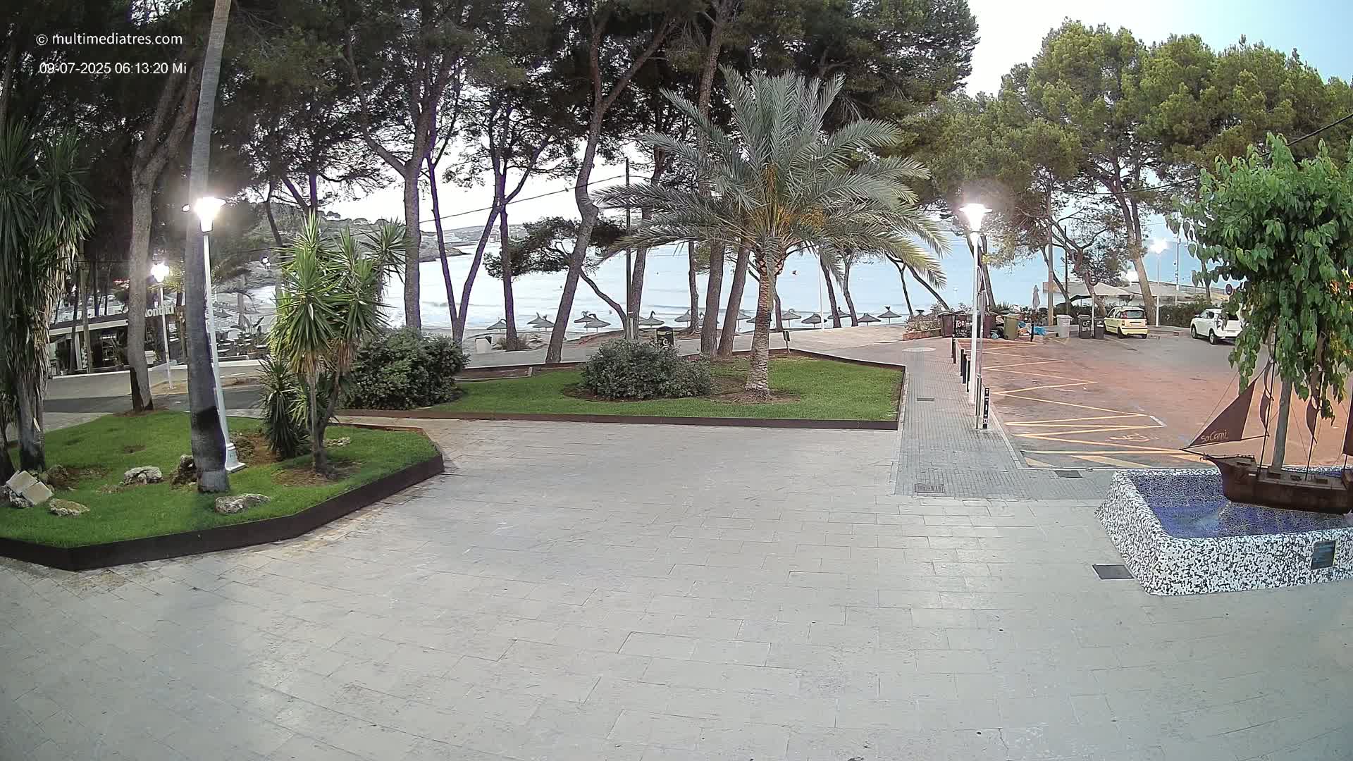 Peguera, Platja Gran de Tora Beach  Playa 5 Live Cam - Sierra de Tramontana, Mallorca, Islas Baleares (Balearic Islands), Spain