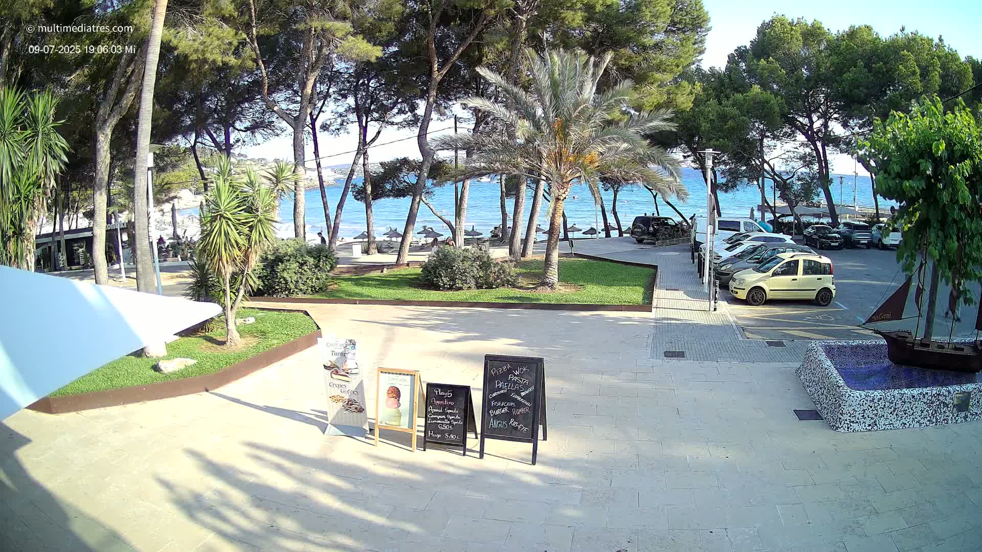 Peguera, Platja Gran de Tora Beach  Playa 5 Live Cam - Sierra de Tramontana, Mallorca, Islas Baleares (Balearic Islands), Spain