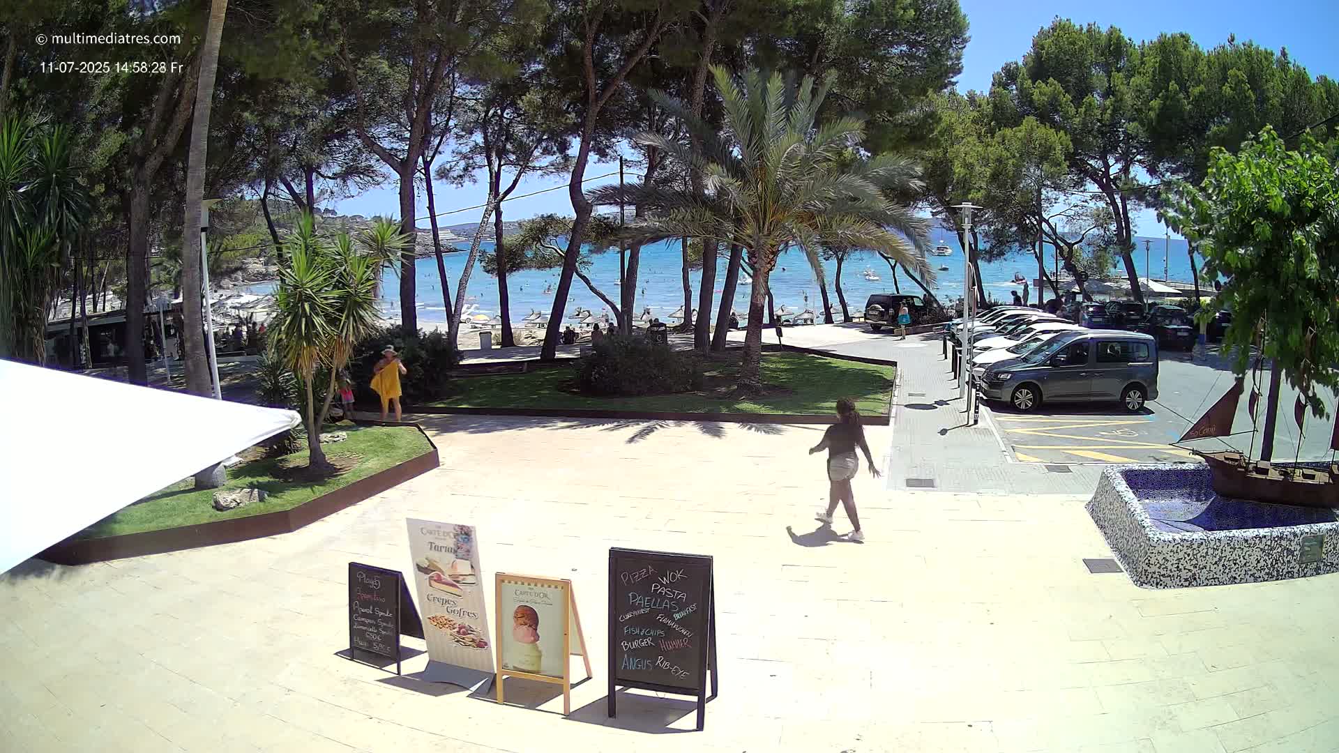 Peguera, Platja Gran de Tora Beach  Playa 5 Live Cam - Sierra de Tramontana, Mallorca, Islas Baleares (Balearic Islands), Spain