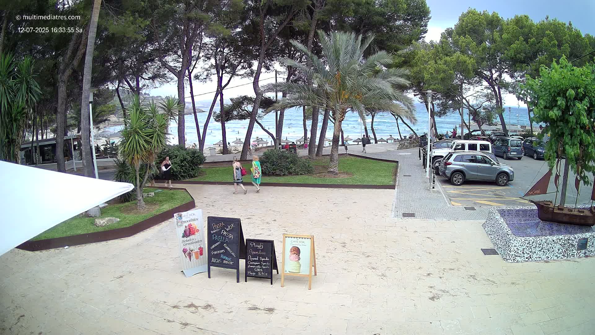 Peguera, Platja Gran de Tora Beach  Playa 5 Live Cam - Sierra de Tramontana, Mallorca, Islas Baleares (Balearic Islands), Spain
