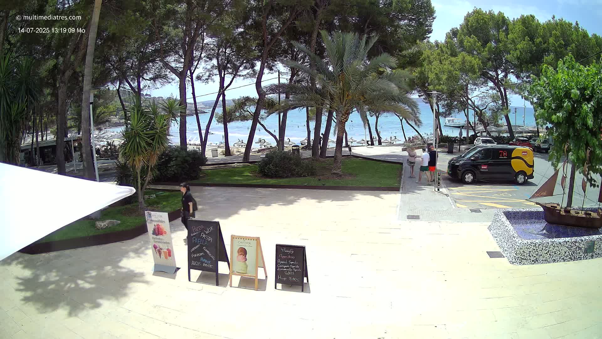 Peguera, Platja Gran de Tora Beach  Playa 5 Live Cam - Sierra de Tramontana, Mallorca, Islas Baleares (Balearic Islands), Spain
