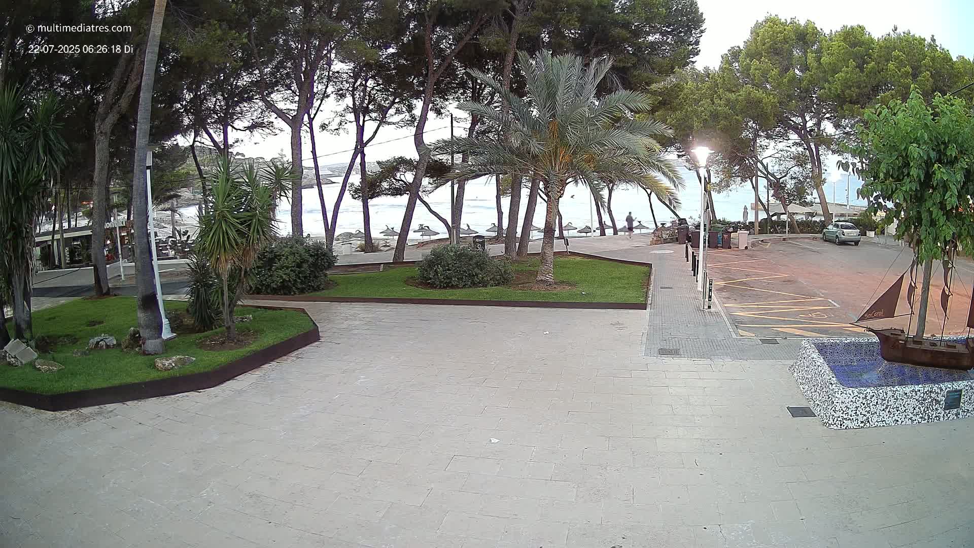 Peguera, Platja Gran de Tora Beach  Playa 5 Live Cam - Sierra de Tramontana, Mallorca, Islas Baleares (Balearic Islands), Spain