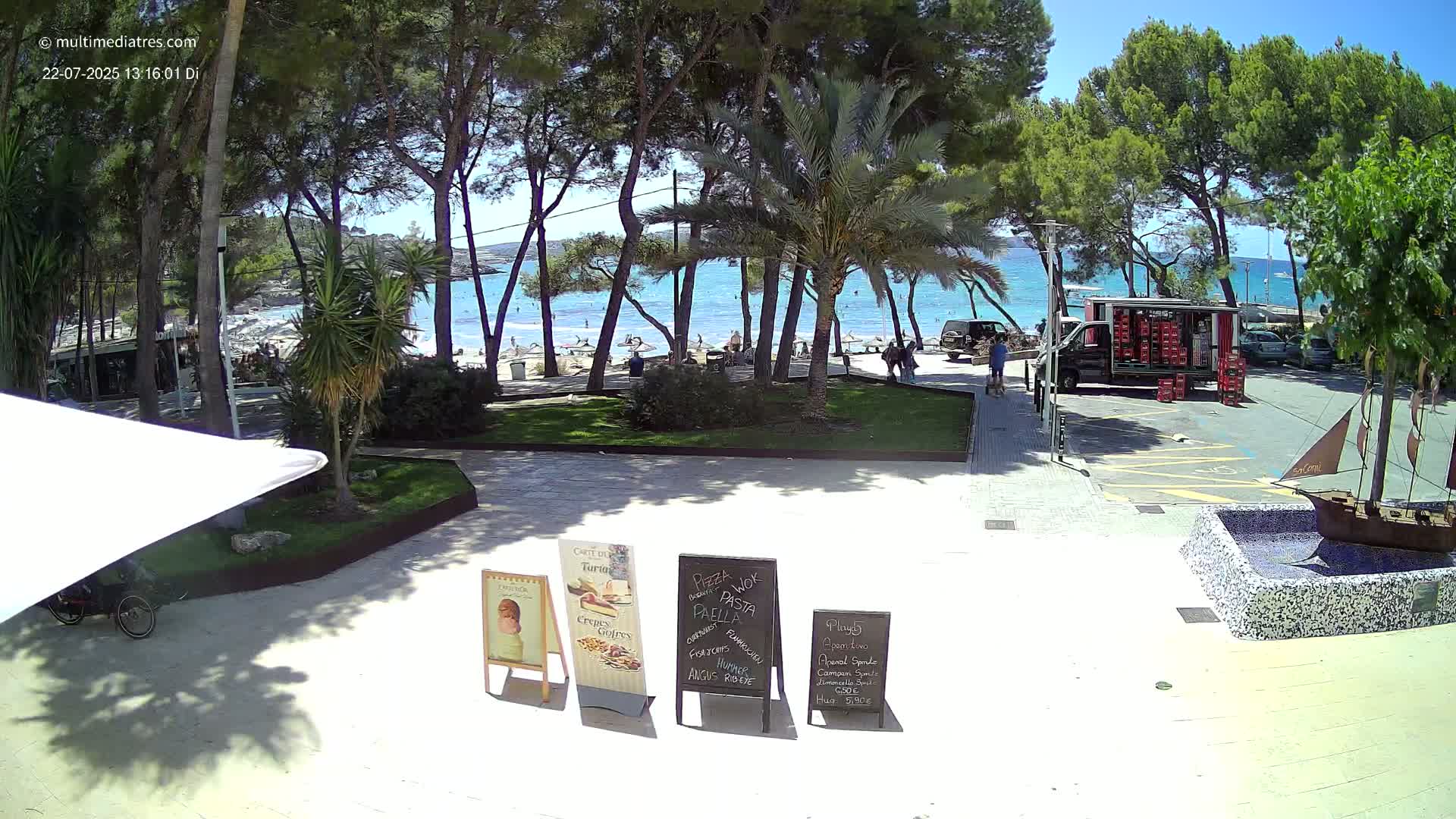 Peguera, Platja Gran de Tora Beach  Playa 5 Live Cam - Sierra de Tramontana, Mallorca, Islas Baleares (Balearic Islands), Spain
