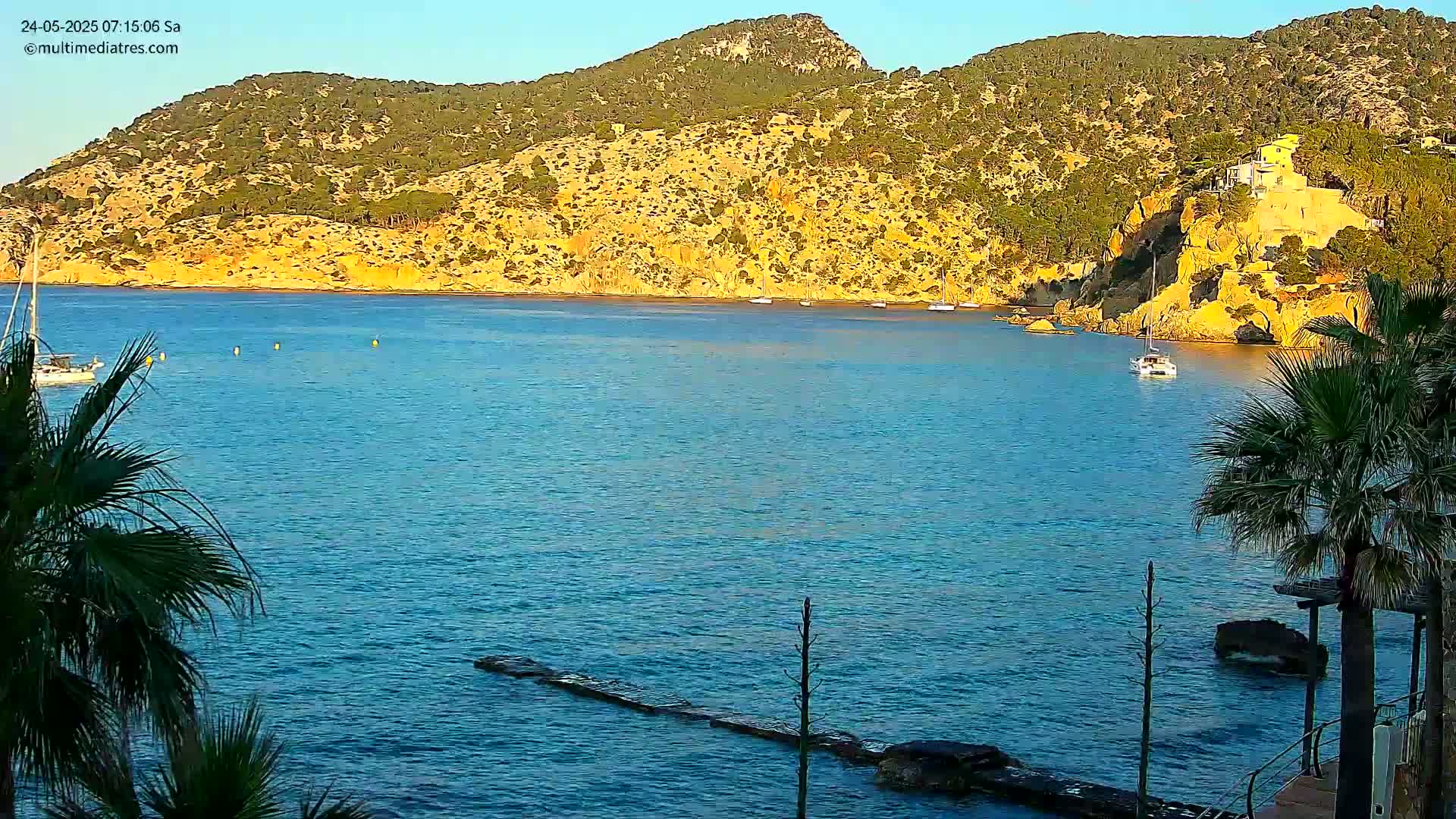 Mallorca Camp de Mar Roca Coast  Live Cam - Sierra de Tramontana, Mallorca, Islas Baleares (Balearic Islands), Spain