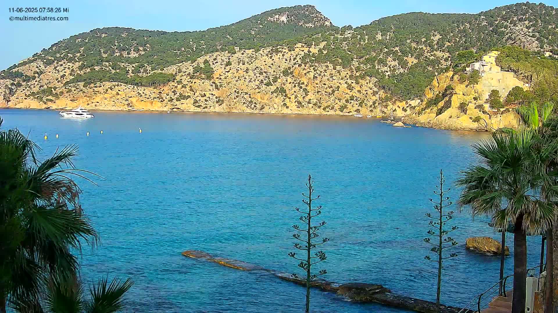 Mallorca Camp de Mar Roca Coast  Live Cam - Sierra de Tramontana, Mallorca, Islas Baleares (Balearic Islands), Spain