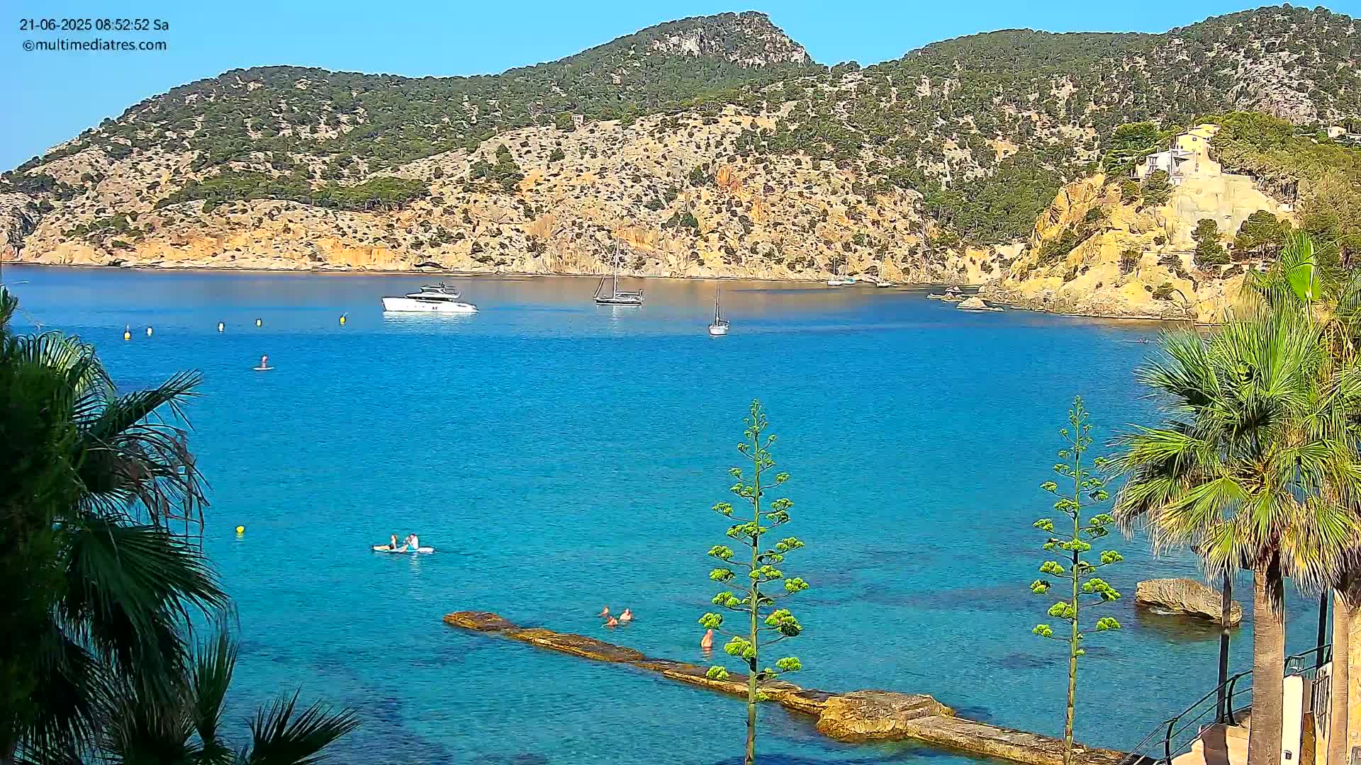 Mallorca Camp de Mar Roca Coast  Live Cam - Sierra de Tramontana, Mallorca, Islas Baleares (Balearic Islands), Spain