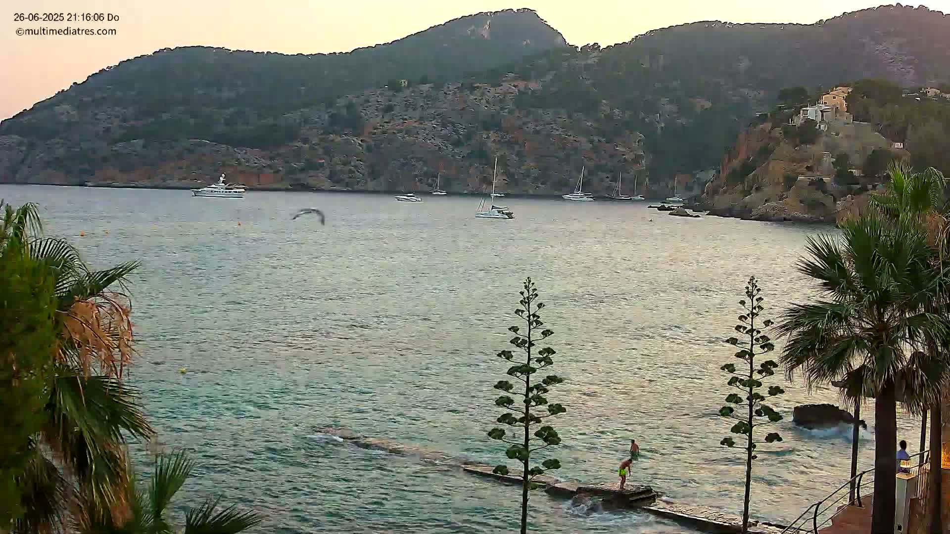Mallorca Camp de Mar Roca Coast  Live Cam - Sierra de Tramontana, Mallorca, Islas Baleares (Balearic Islands), Spain