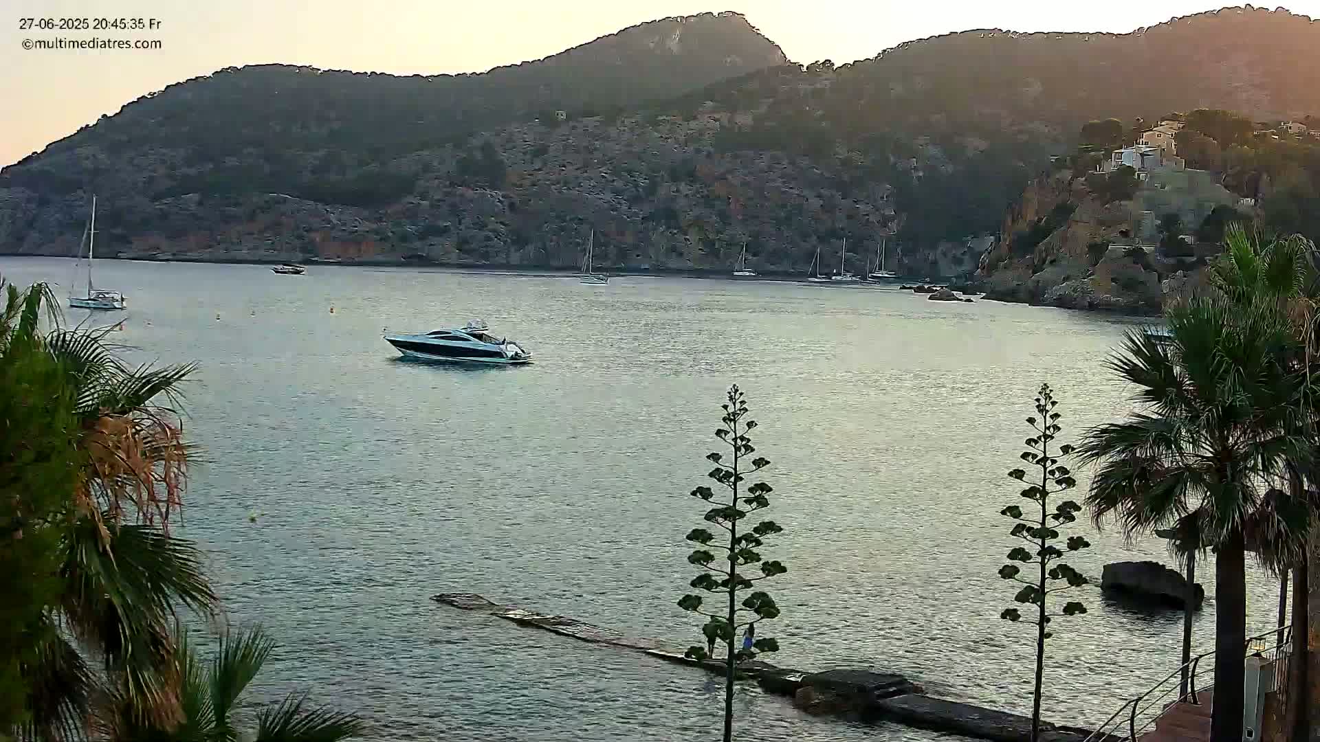 Mallorca Camp de Mar Roca Coast  Live Cam - Sierra de Tramontana, Mallorca, Islas Baleares (Balearic Islands), Spain