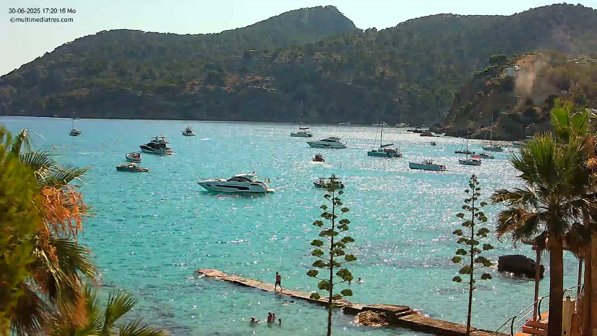 Mallorca Camp de Mar Roca Coast  Live Cam - Sierra de Tramontana, Mallorca, Islas Baleares (Balearic Islands), Spain