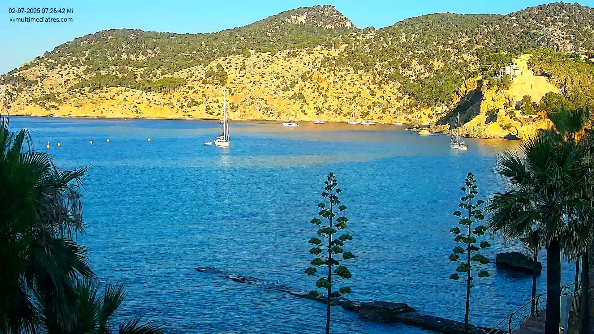 Mallorca Camp de Mar Roca Coast  Live Cam - Sierra de Tramontana, Mallorca, Islas Baleares (Balearic Islands), Spain