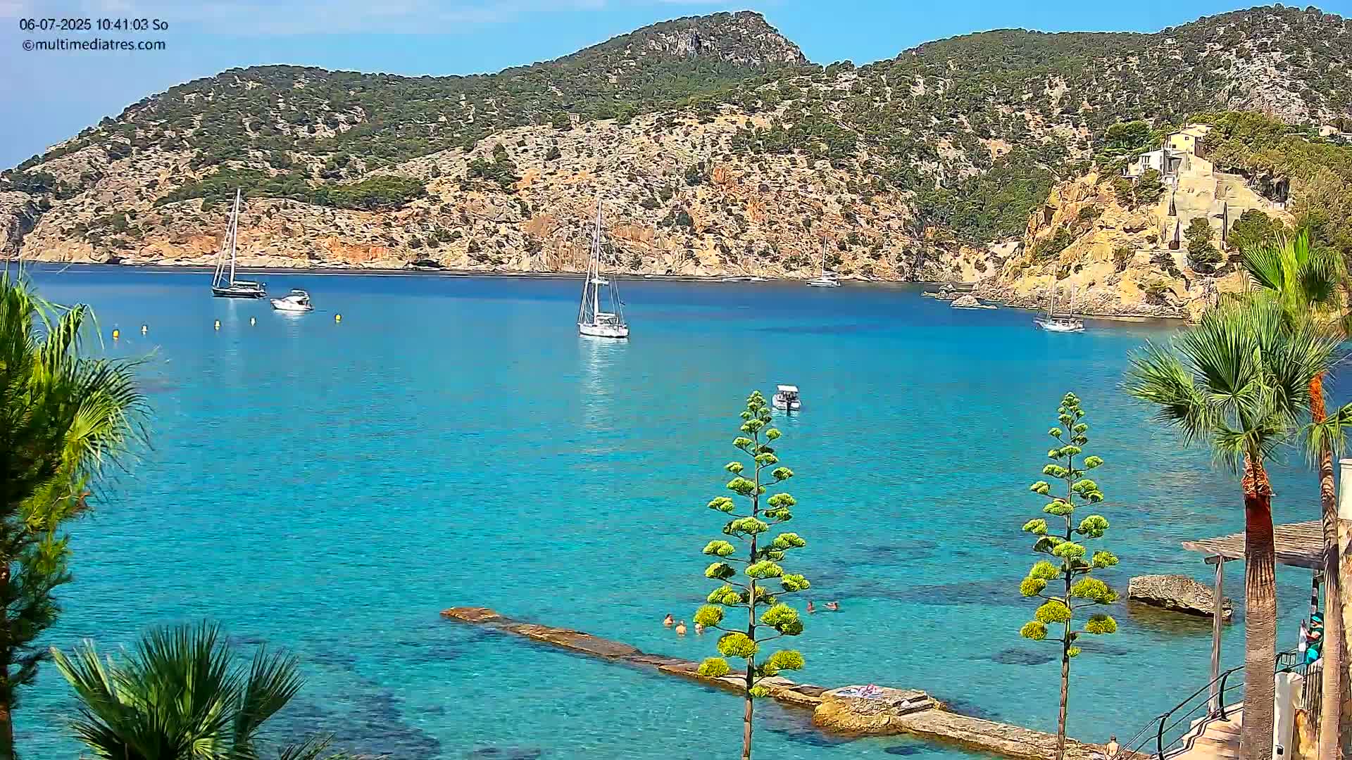 Mallorca Camp de Mar Roca Coast  Live Cam - Sierra de Tramontana, Mallorca, Islas Baleares (Balearic Islands), Spain