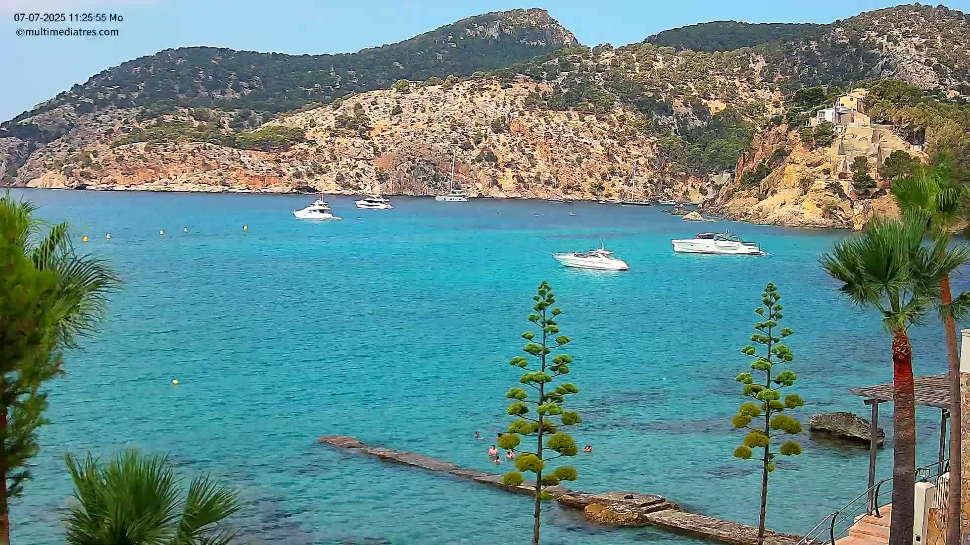 Mallorca Camp de Mar Roca Coast  Live Cam - Sierra de Tramontana, Mallorca, Islas Baleares (Balearic Islands), Spain