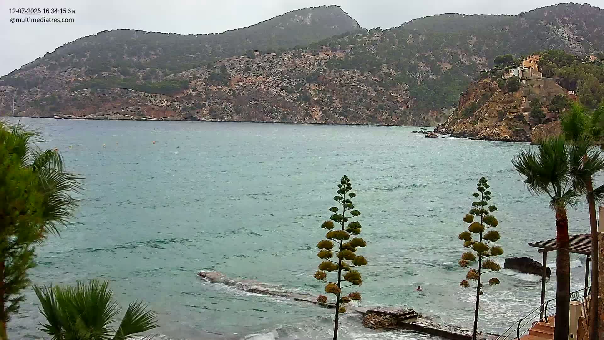 Mallorca Camp de Mar Roca Coast  Live Cam - Sierra de Tramontana, Mallorca, Islas Baleares (Balearic Islands), Spain