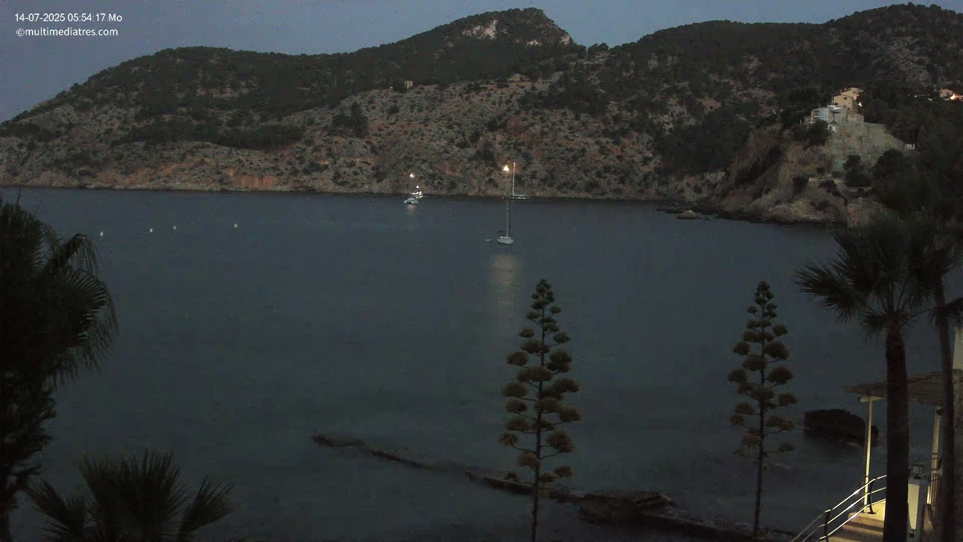 Mallorca Camp de Mar Roca Coast  Live Cam - Sierra de Tramontana, Mallorca, Islas Baleares (Balearic Islands), Spain