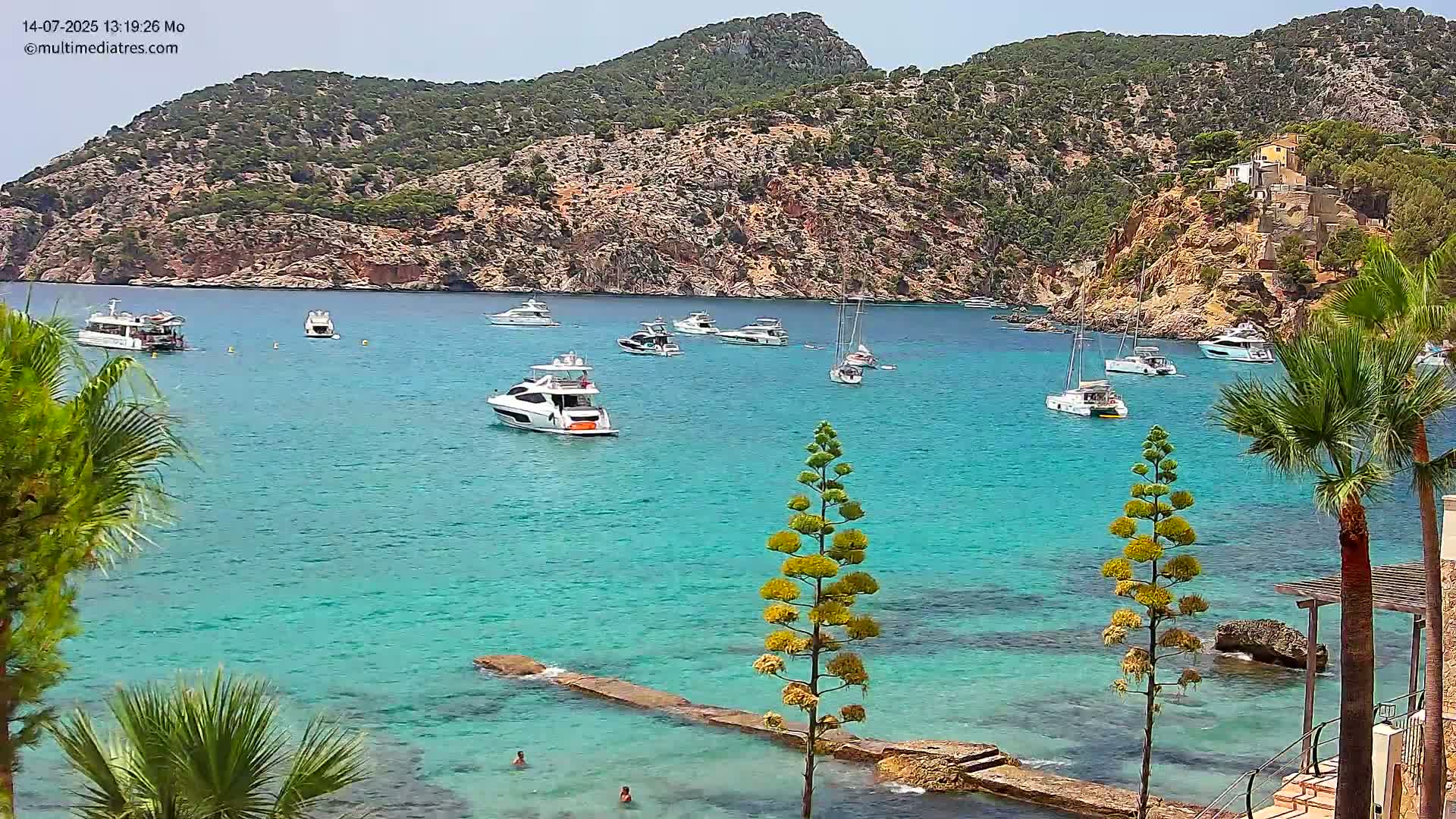 Mallorca Camp de Mar Roca Coast  Live Cam - Sierra de Tramontana, Mallorca, Islas Baleares (Balearic Islands), Spain