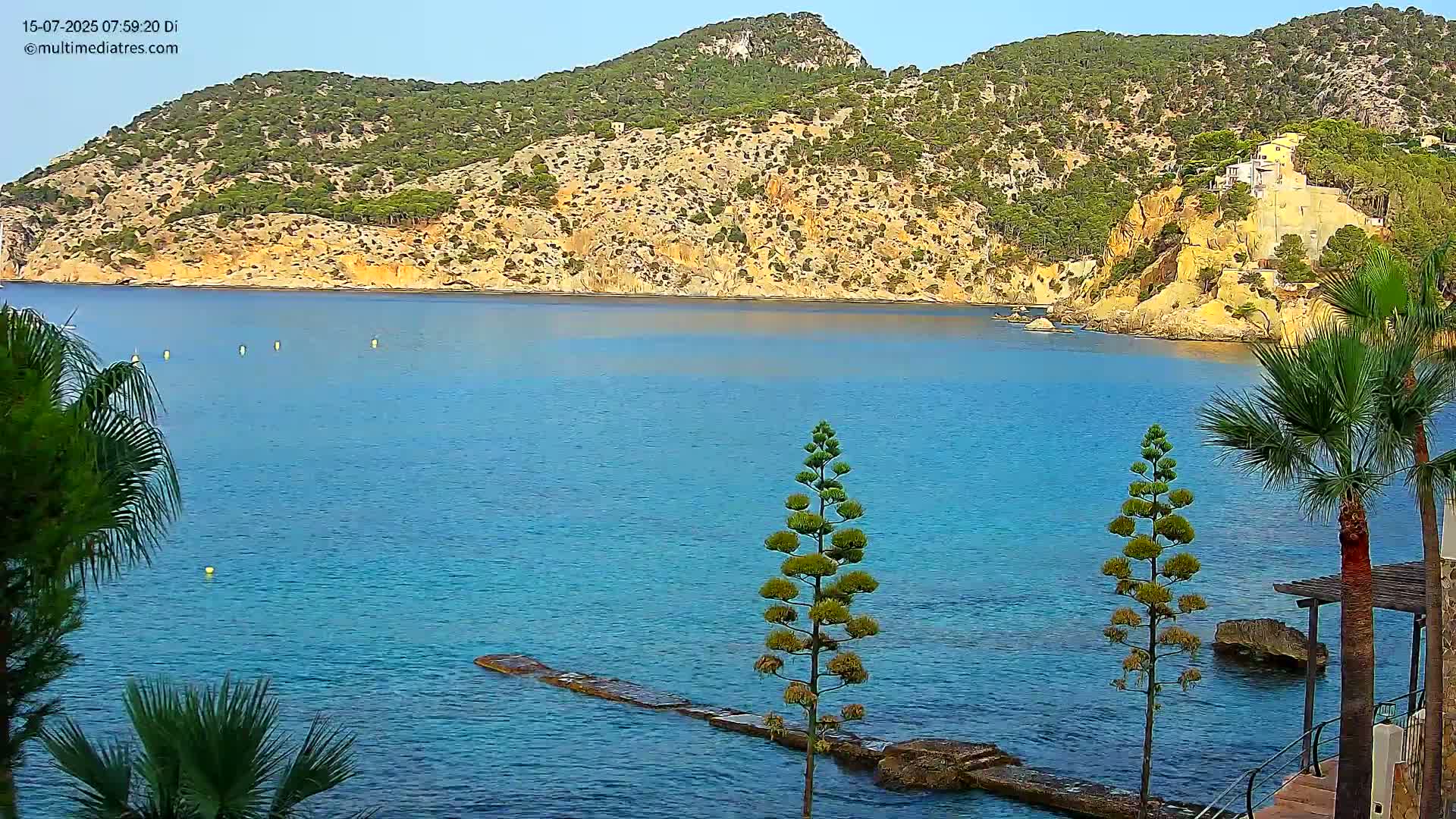 Mallorca Camp de Mar Roca Coast  Live Cam - Sierra de Tramontana, Mallorca, Islas Baleares (Balearic Islands), Spain