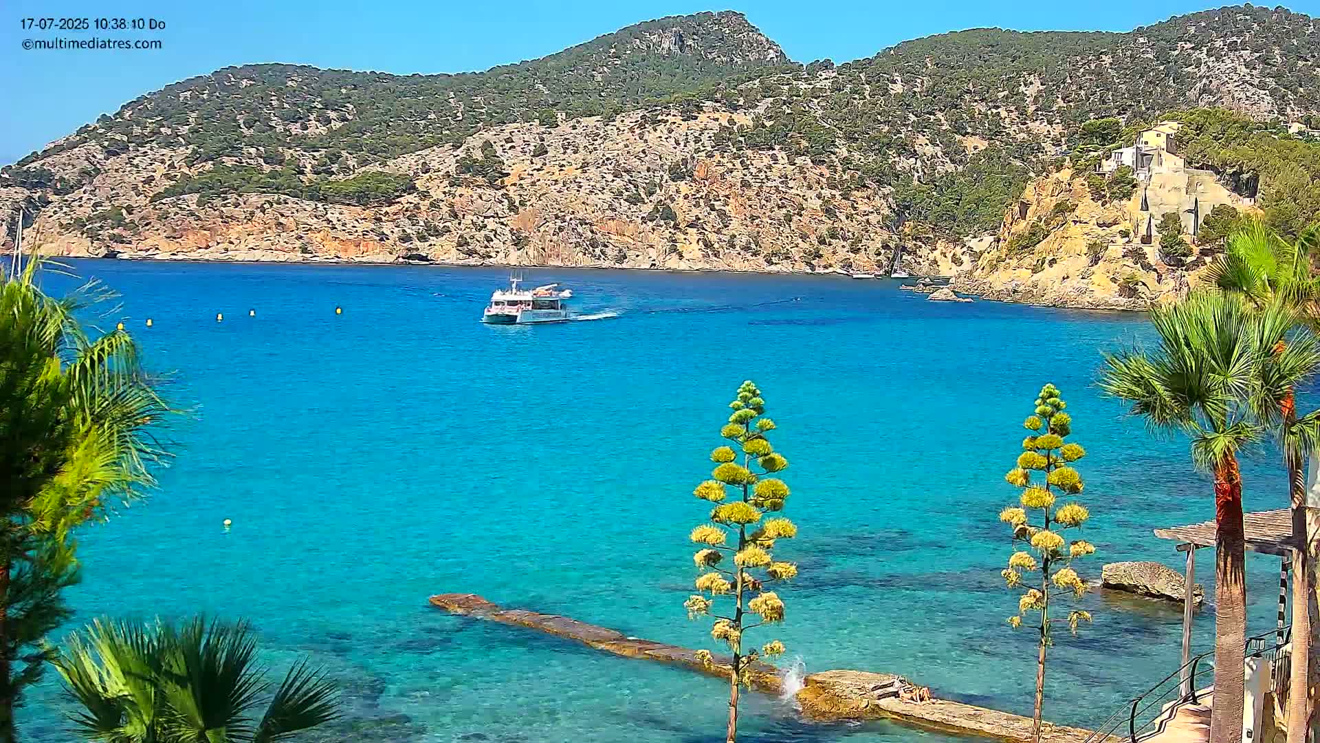 Mallorca Camp de Mar Roca Coast  Live Cam - Sierra de Tramontana, Mallorca, Islas Baleares (Balearic Islands), Spain