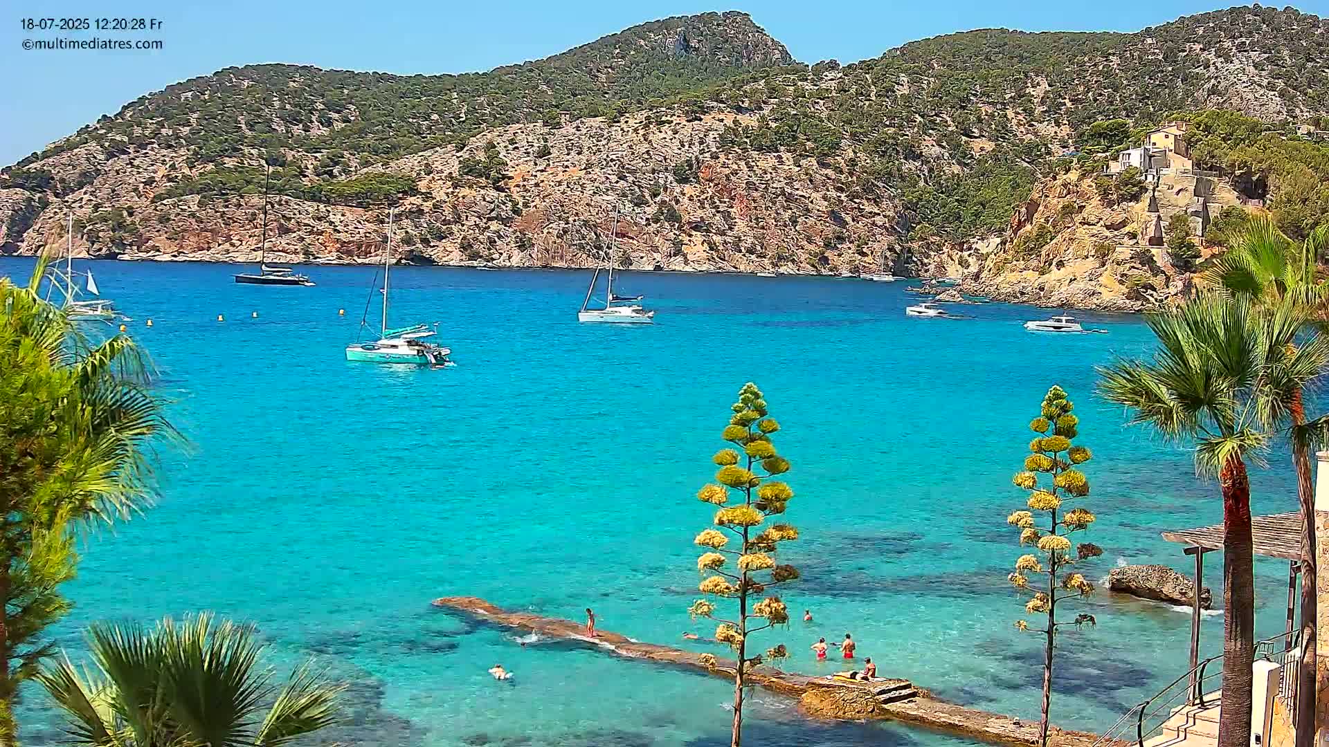 Mallorca Camp de Mar Roca Coast  Live Cam - Sierra de Tramontana, Mallorca, Islas Baleares (Balearic Islands), Spain
