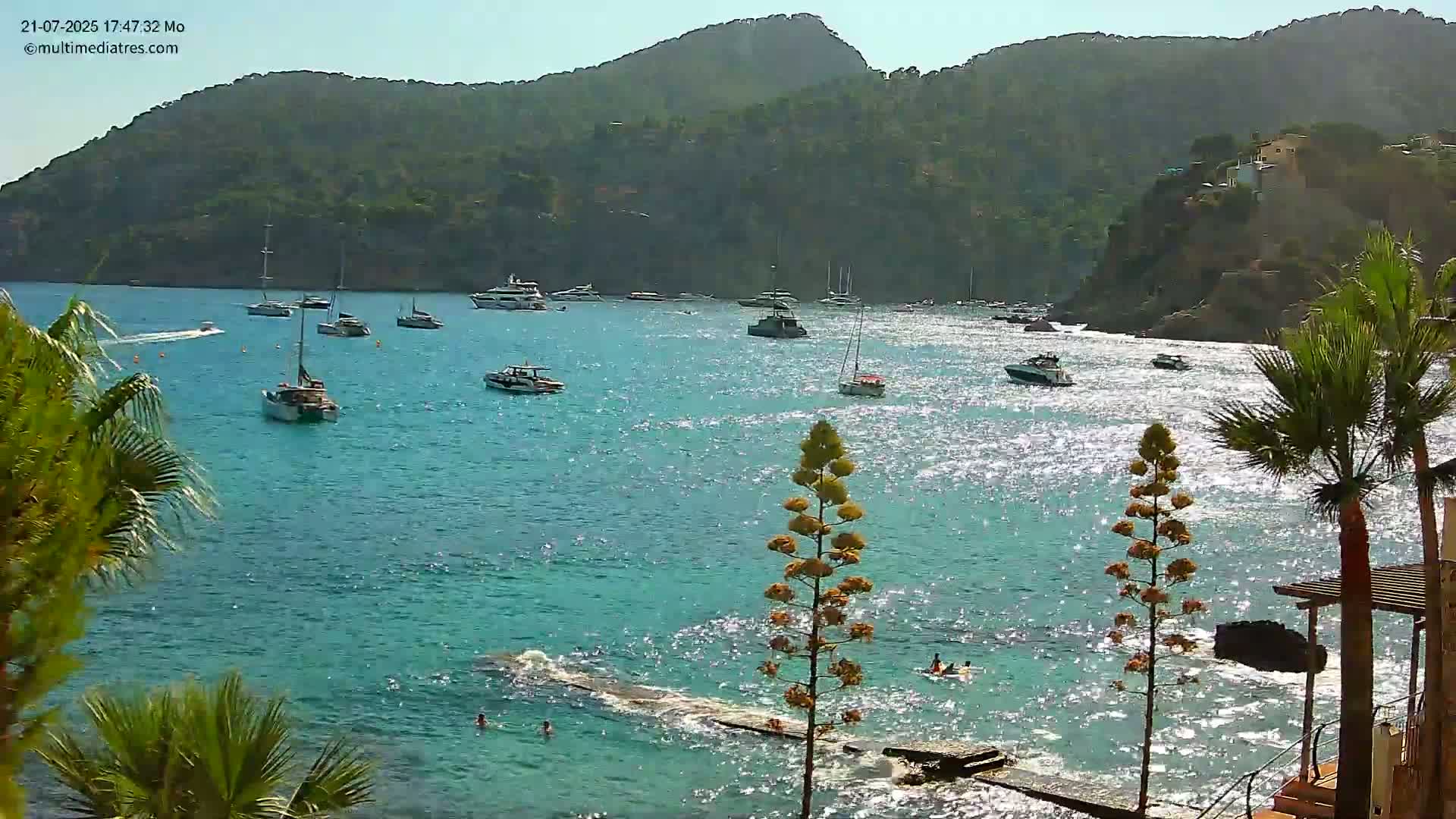 Mallorca Camp de Mar Roca Coast  Live Cam - Sierra de Tramontana, Mallorca, Islas Baleares (Balearic Islands), Spain