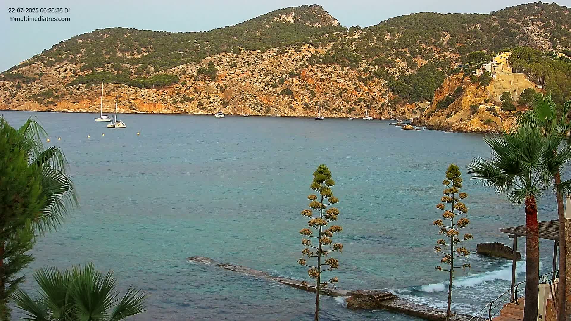 Mallorca Camp de Mar Roca Coast  Live Cam - Sierra de Tramontana, Mallorca, Islas Baleares (Balearic Islands), Spain