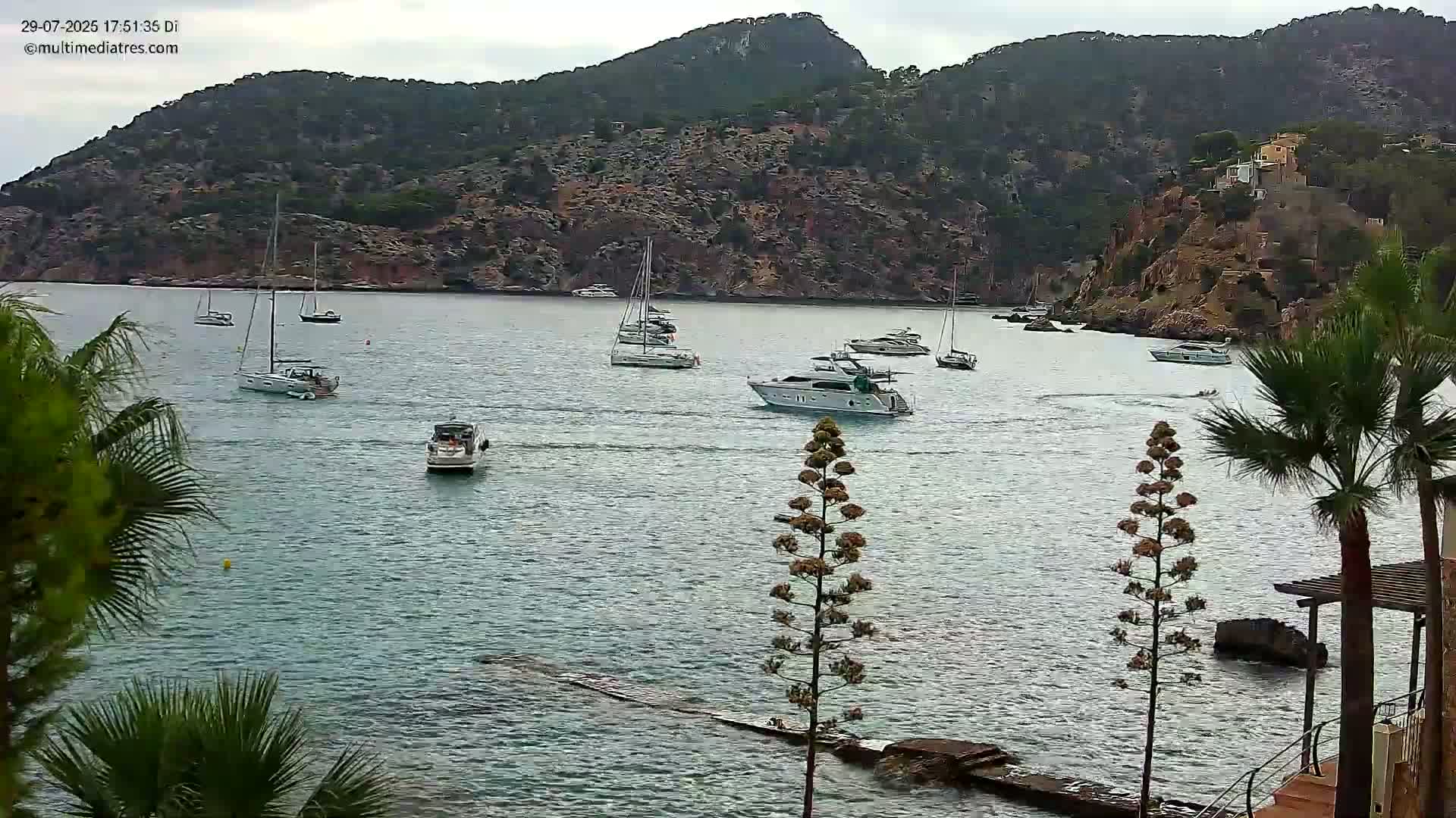 Mallorca Camp de Mar Roca Coast  Live Cam - Sierra de Tramontana, Mallorca, Islas Baleares (Balearic Islands), Spain
