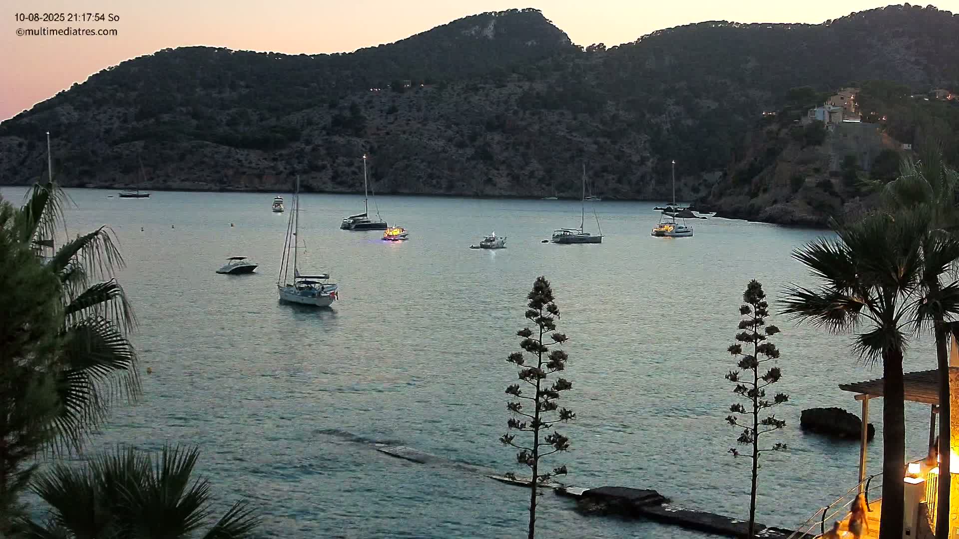 Mallorca Camp de Mar Roca Coast  Live Cam - Sierra de Tramontana, Mallorca, Islas Baleares (Balearic Islands), Spain