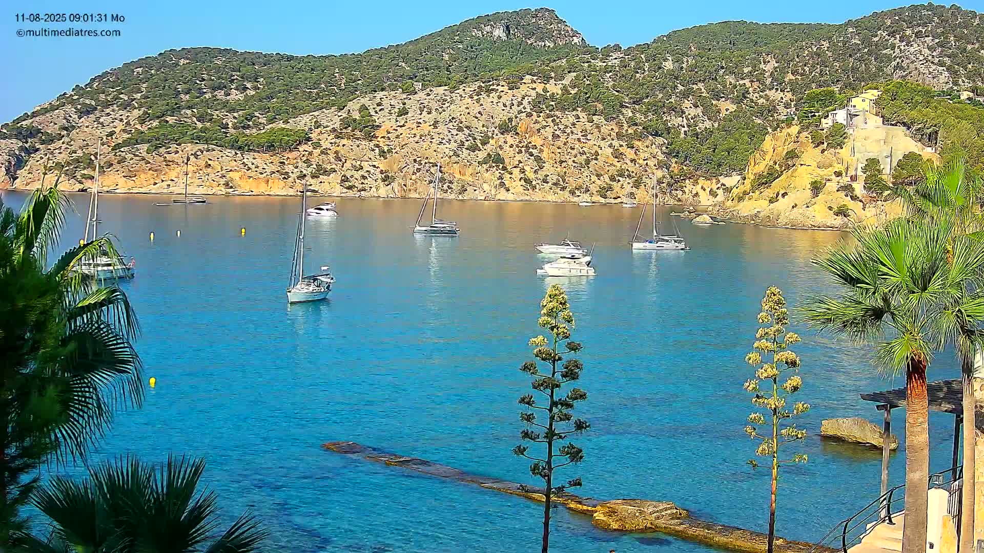 Mallorca Camp de Mar Roca Coast  Live Cam - Sierra de Tramontana, Mallorca, Islas Baleares (Balearic Islands), Spain