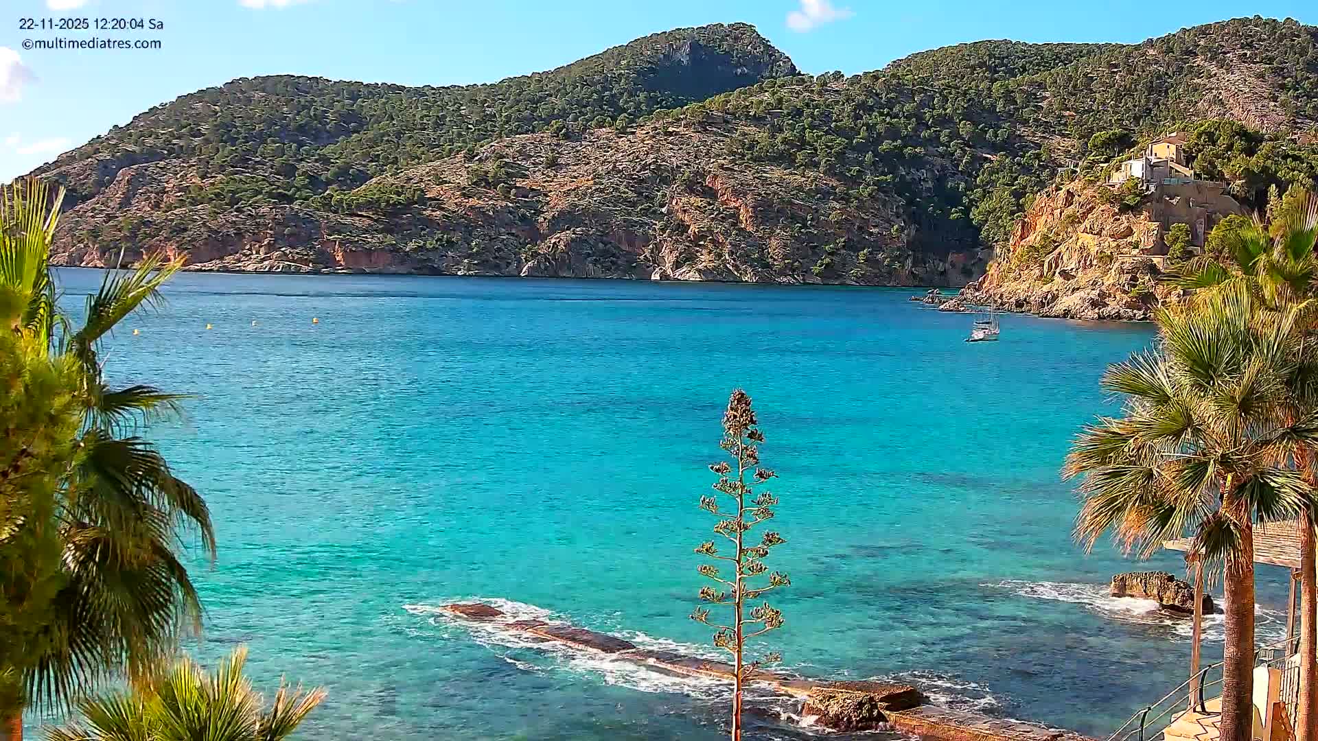 Mallorca Camp de Mar Roca Coast  Live Cam - Sierra de Tramontana, Mallorca, Islas Baleares (Balearic Islands), Spain