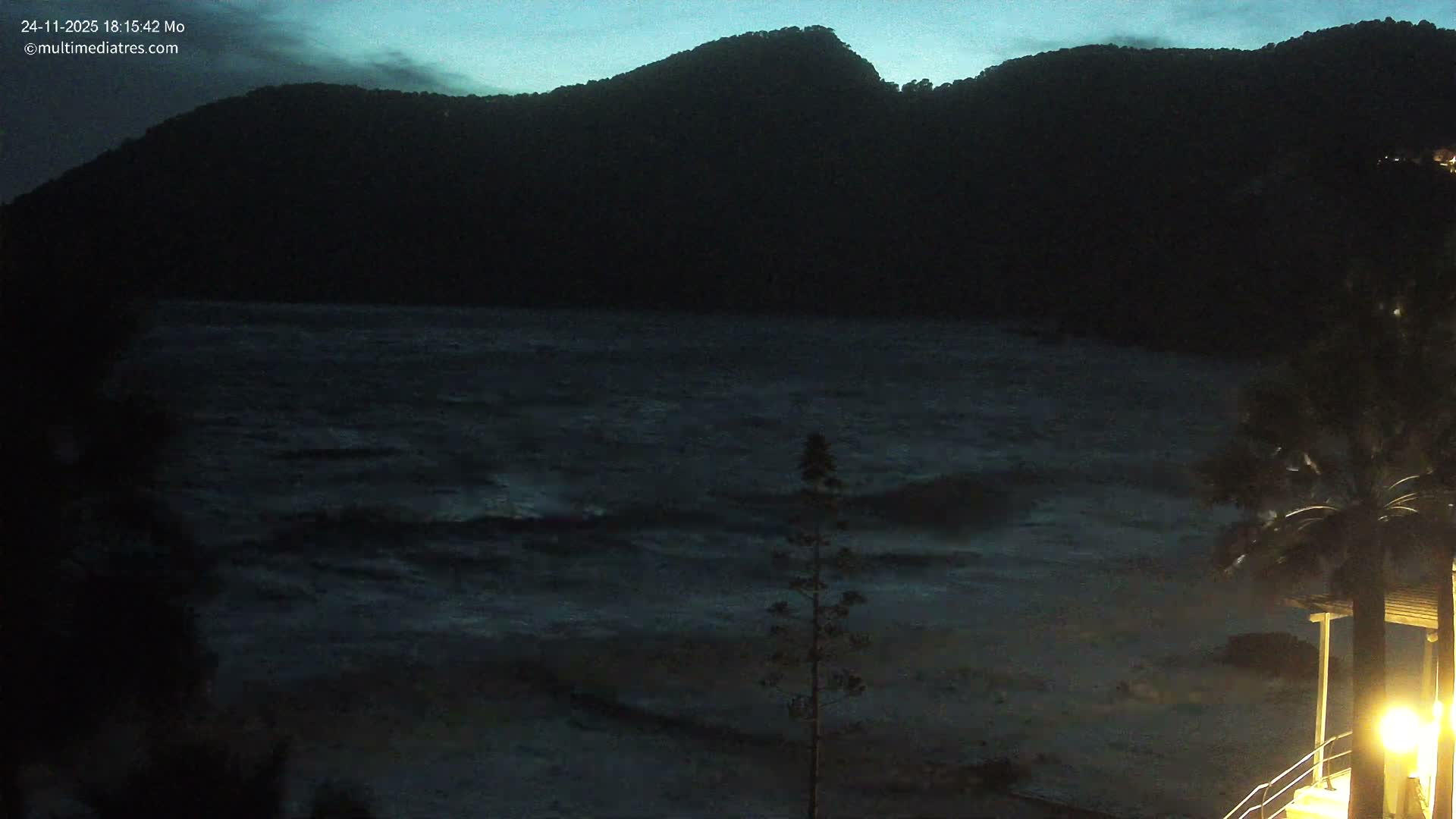 Mallorca Camp de Mar Roca Coast  Live Cam - Sierra de Tramontana, Mallorca, Islas Baleares (Balearic Islands), Spain