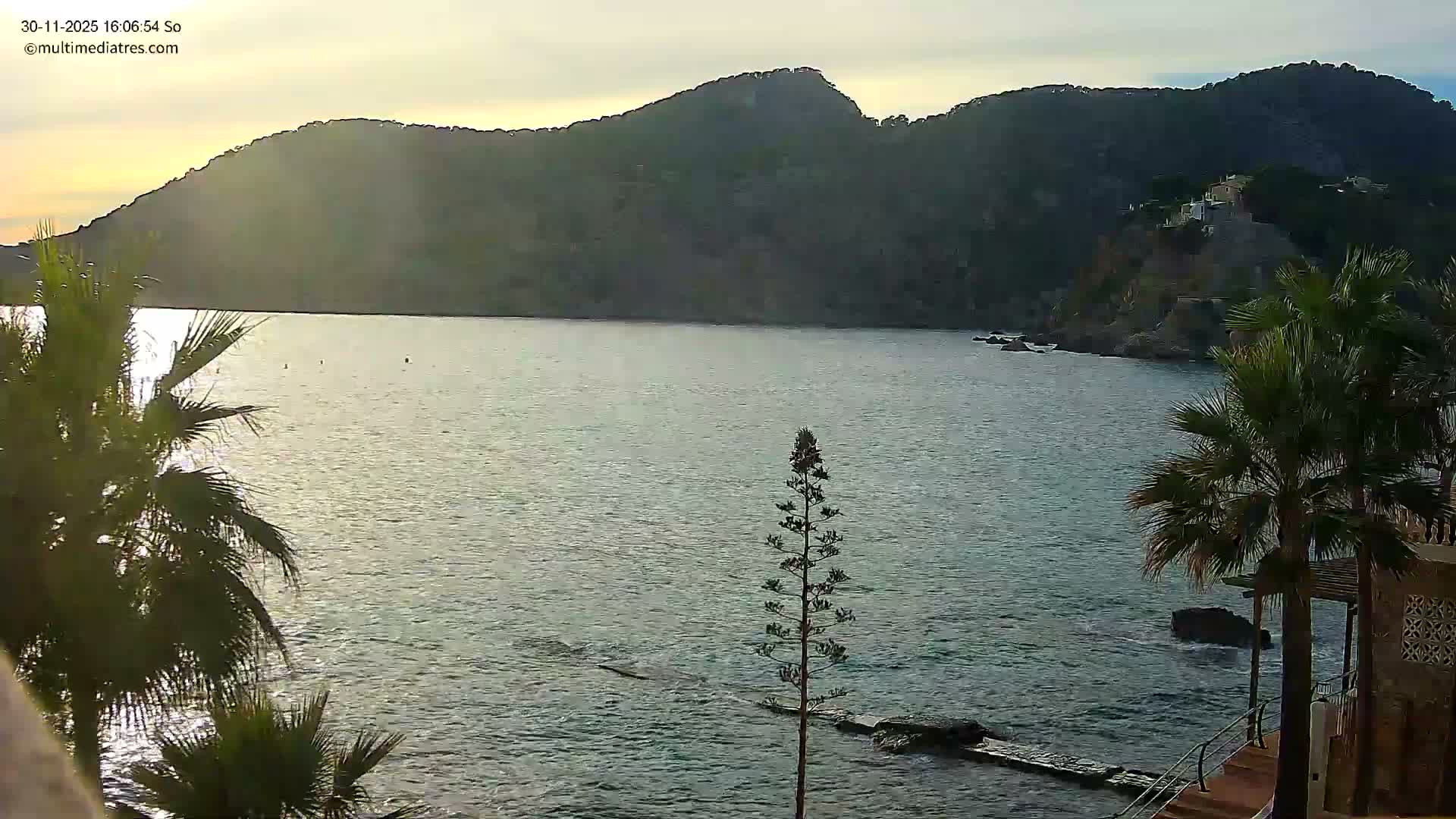 Mallorca Camp de Mar Roca Coast  Live Cam - Sierra de Tramontana, Mallorca, Islas Baleares (Balearic Islands), Spain