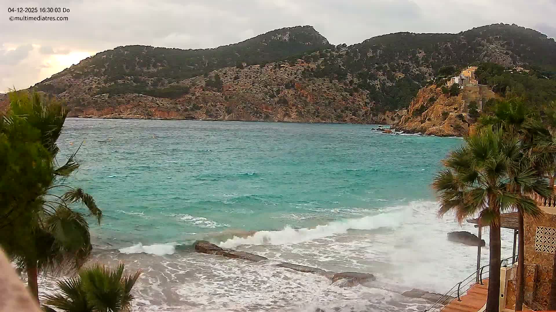 Mallorca Camp de Mar Roca Coast  Live Cam - Sierra de Tramontana, Mallorca, Islas Baleares (Balearic Islands), Spain