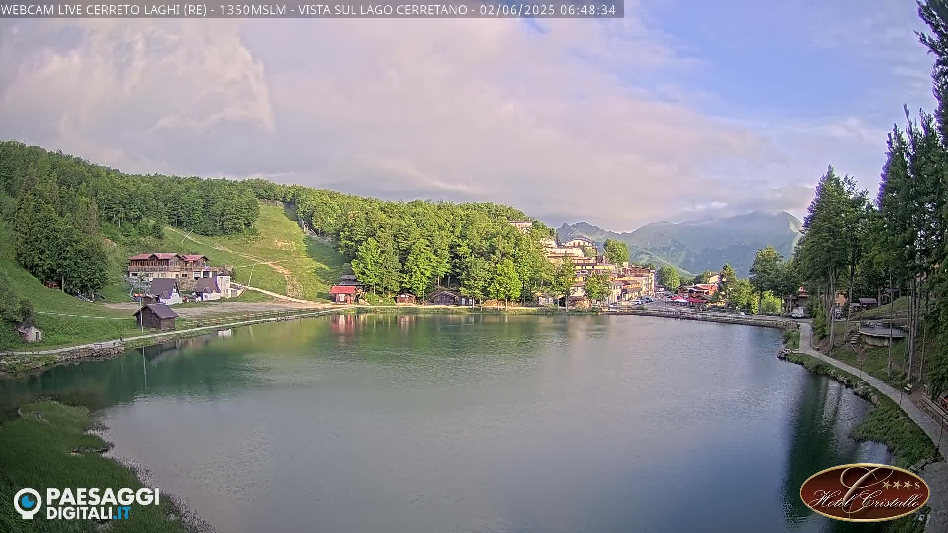 Cerreto Laghi Lake & Alpe di Succiso (Alp of Succiso Mount) Panaromic Live Cam -  Reggio Emilia, Emilia-Romagna, Italy
