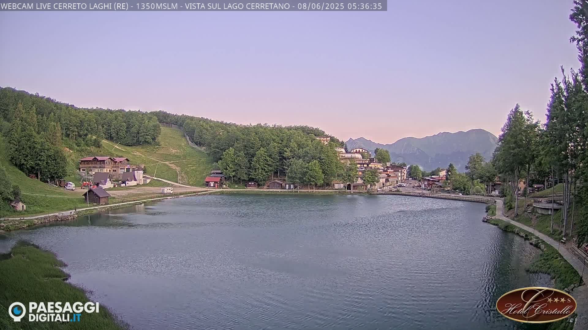 Cerreto Laghi Lake & Alpe di Succiso (Alp of Succiso Mount) Panaromic Live Cam -  Reggio Emilia, Emilia-Romagna, Italy