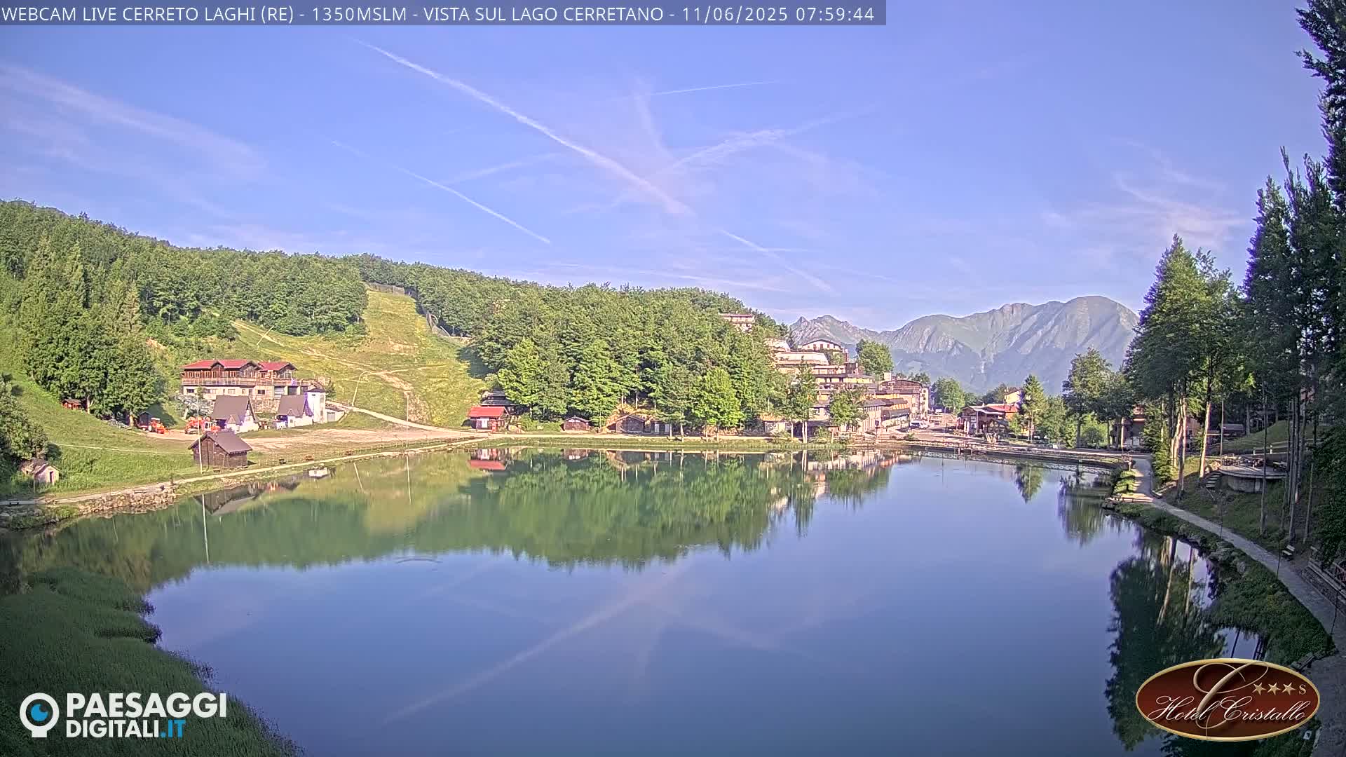 Cerreto Laghi Lake & Alpe di Succiso (Alp of Succiso Mount) Panaromic Live Cam -  Reggio Emilia, Emilia-Romagna, Italy