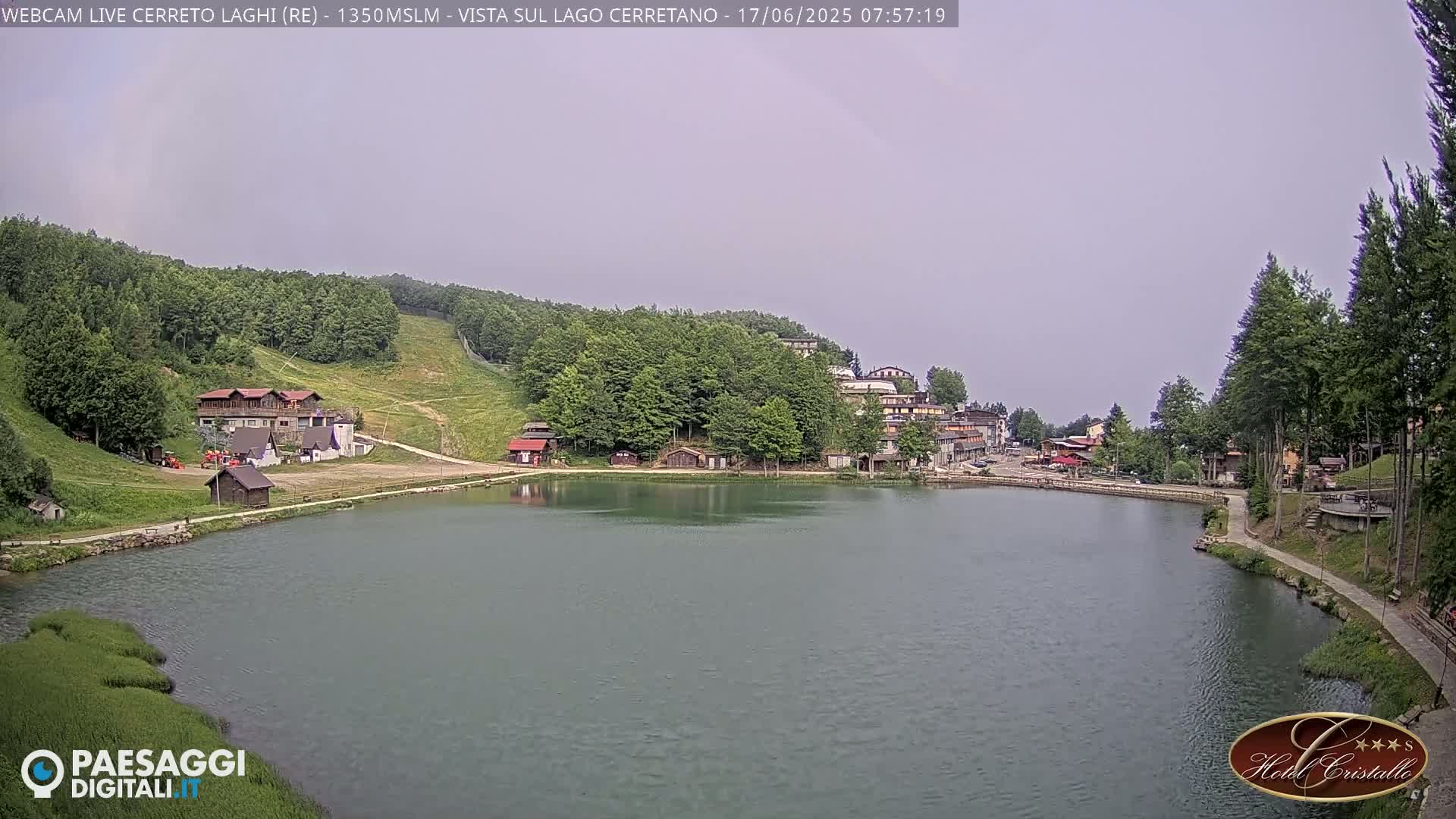Cerreto Laghi Lake & Alpe di Succiso (Alp of Succiso Mount) Panaromic Live Cam -  Reggio Emilia, Emilia-Romagna, Italy