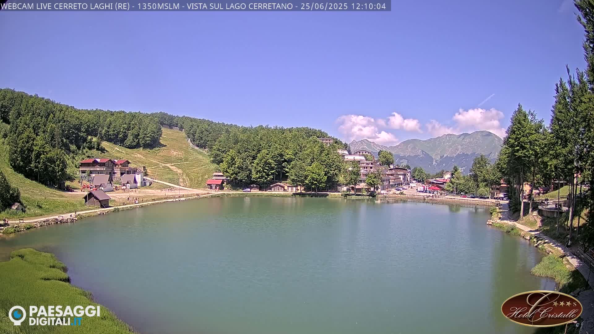 Cerreto Laghi Lake & Alpe di Succiso (Alp of Succiso Mount) Panaromic Live Cam -  Reggio Emilia, Emilia-Romagna, Italy
