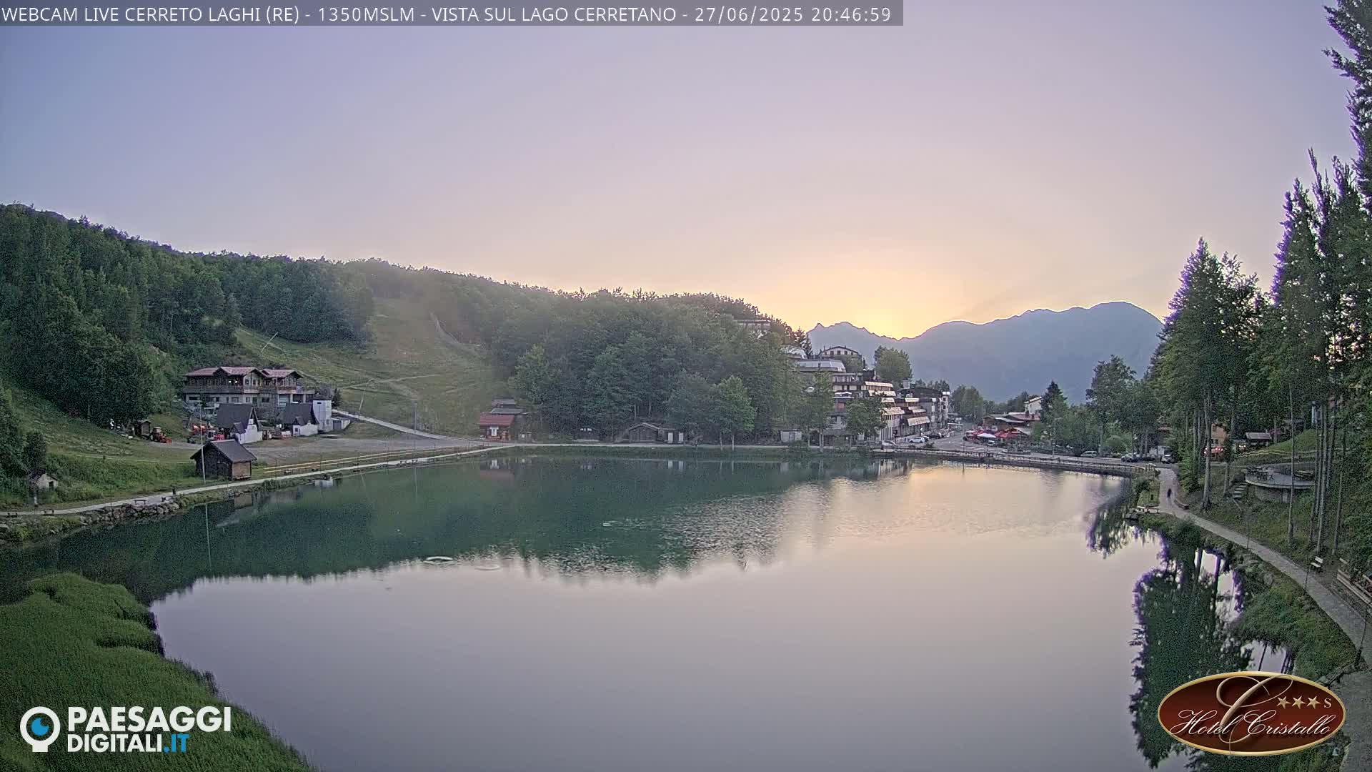 Cerreto Laghi Lake & Alpe di Succiso (Alp of Succiso Mount) Panaromic Live Cam -  Reggio Emilia, Emilia-Romagna, Italy