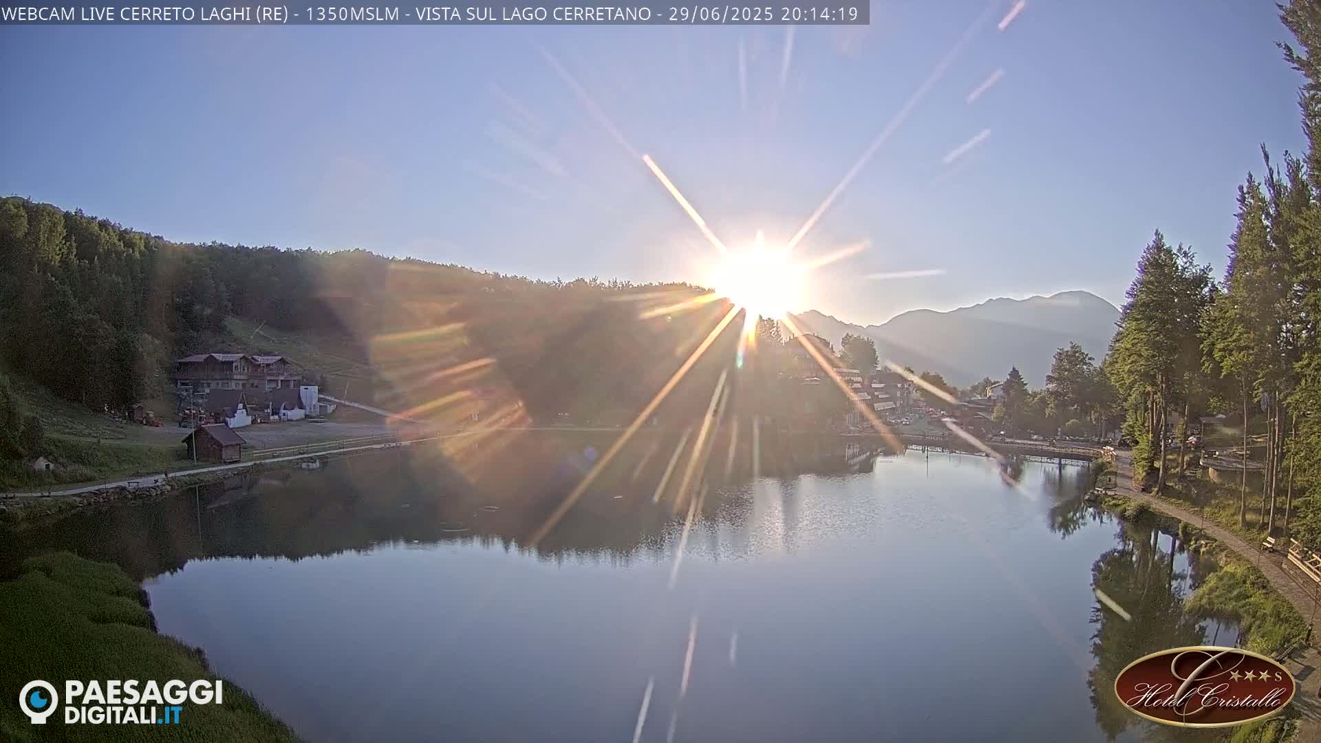 Cerreto Laghi Lake & Alpe di Succiso (Alp of Succiso Mount) Panaromic Live Cam -  Reggio Emilia, Emilia-Romagna, Italy