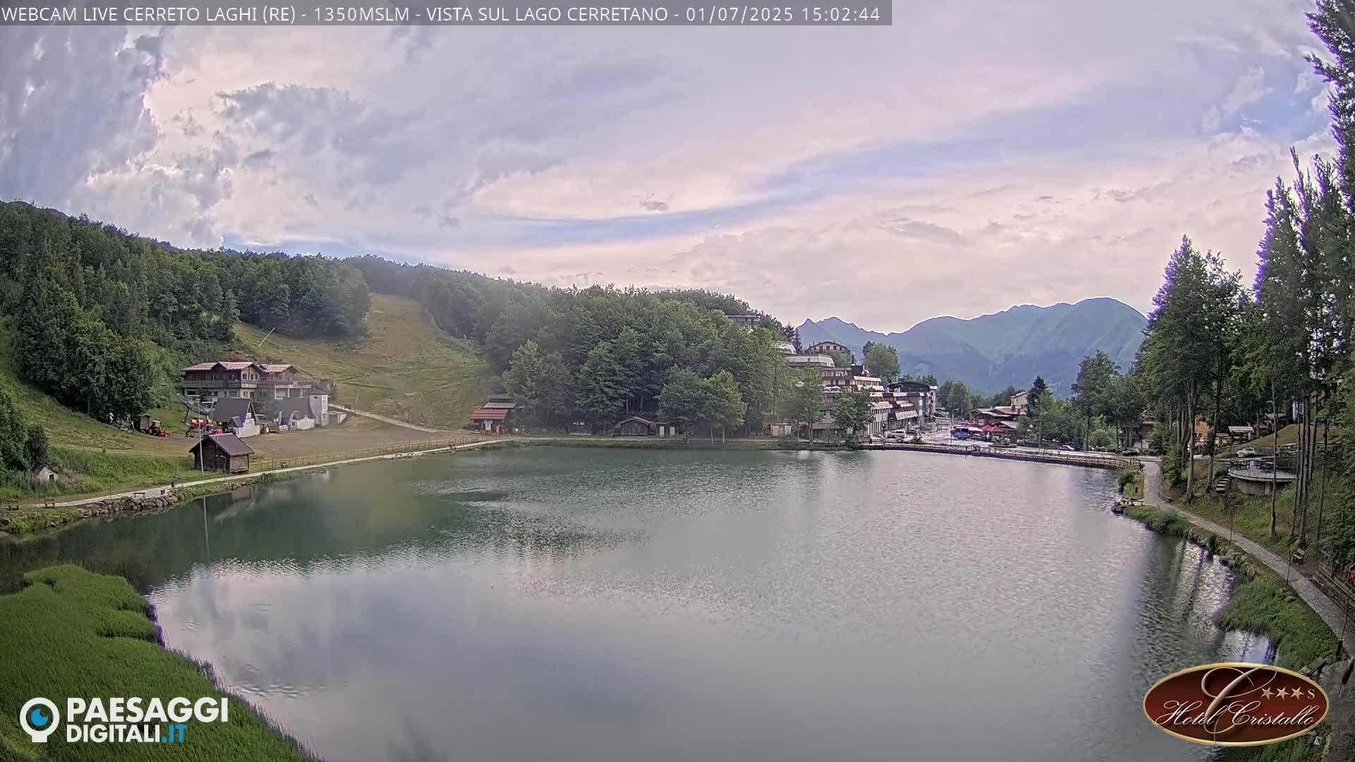 Cerreto Laghi Lake & Alpe di Succiso (Alp of Succiso Mount) Panaromic Live Cam -  Reggio Emilia, Emilia-Romagna, Italy