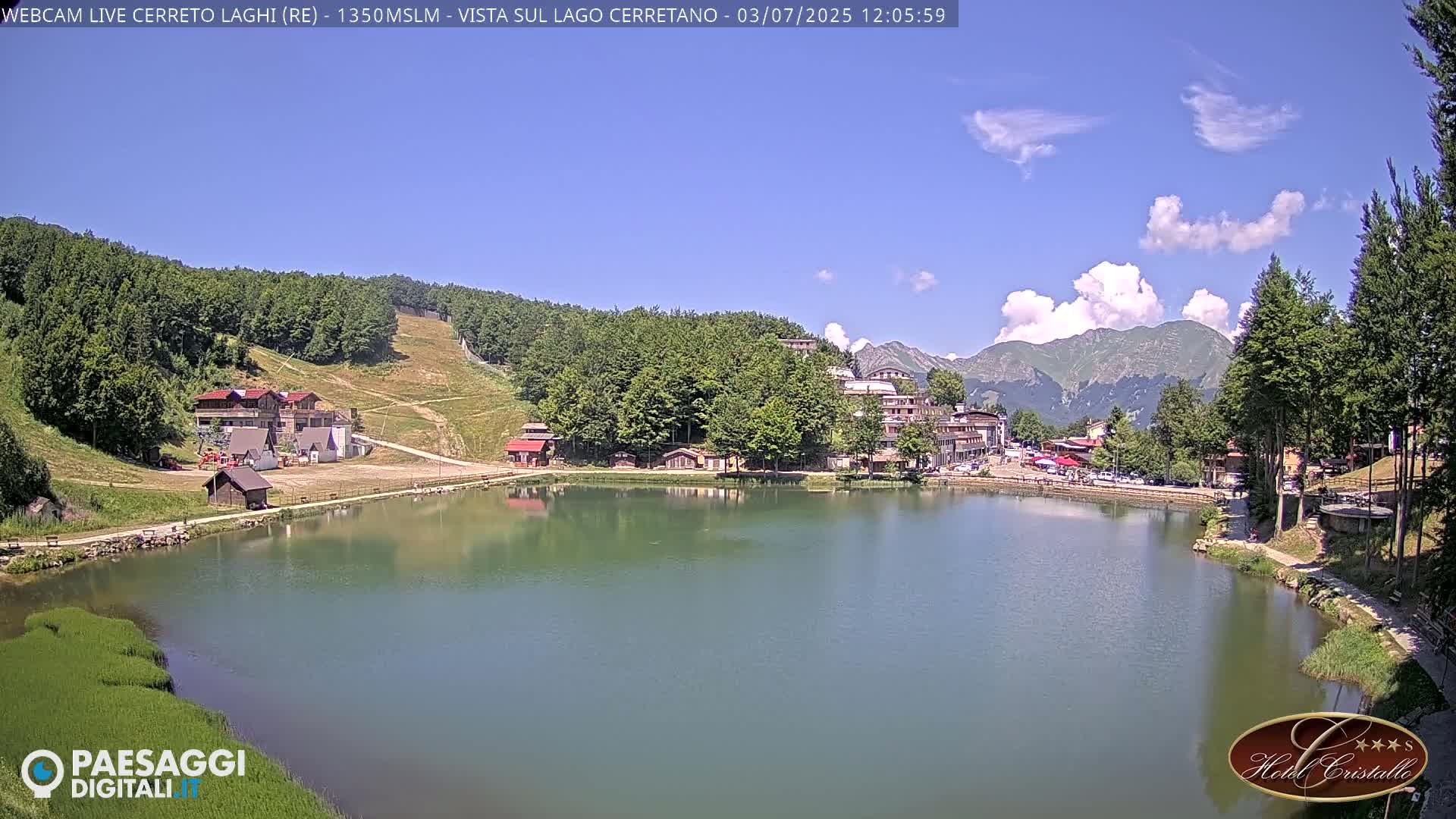Cerreto Laghi Lake & Alpe di Succiso (Alp of Succiso Mount) Panaromic Live Cam -  Reggio Emilia, Emilia-Romagna, Italy