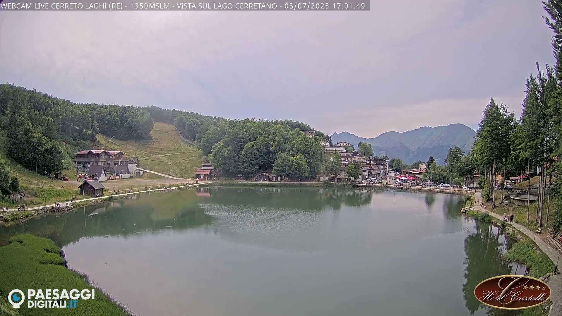 Cerreto Laghi Lake & Alpe di Succiso (Alp of Succiso Mount) Panaromic Live Cam -  Reggio Emilia, Emilia-Romagna, Italy
