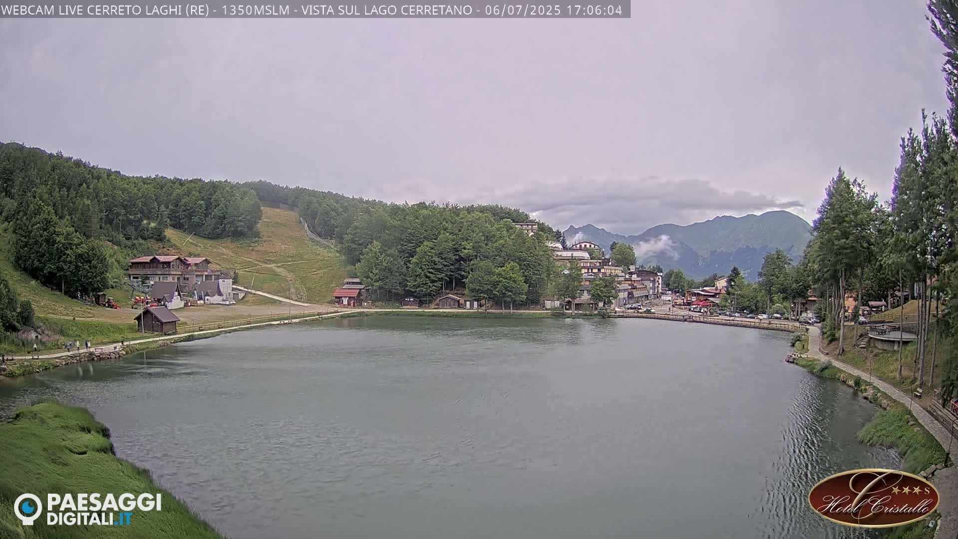 Cerreto Laghi Lake & Alpe di Succiso (Alp of Succiso Mount) Panaromic Live Cam -  Reggio Emilia, Emilia-Romagna, Italy