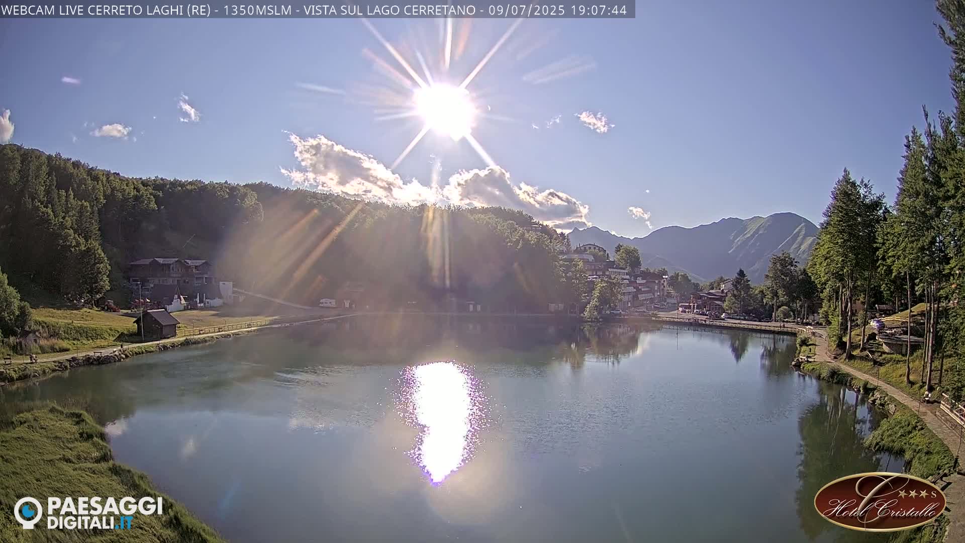 Cerreto Laghi Lake & Alpe di Succiso (Alp of Succiso Mount) Panaromic Live Cam -  Reggio Emilia, Emilia-Romagna, Italy